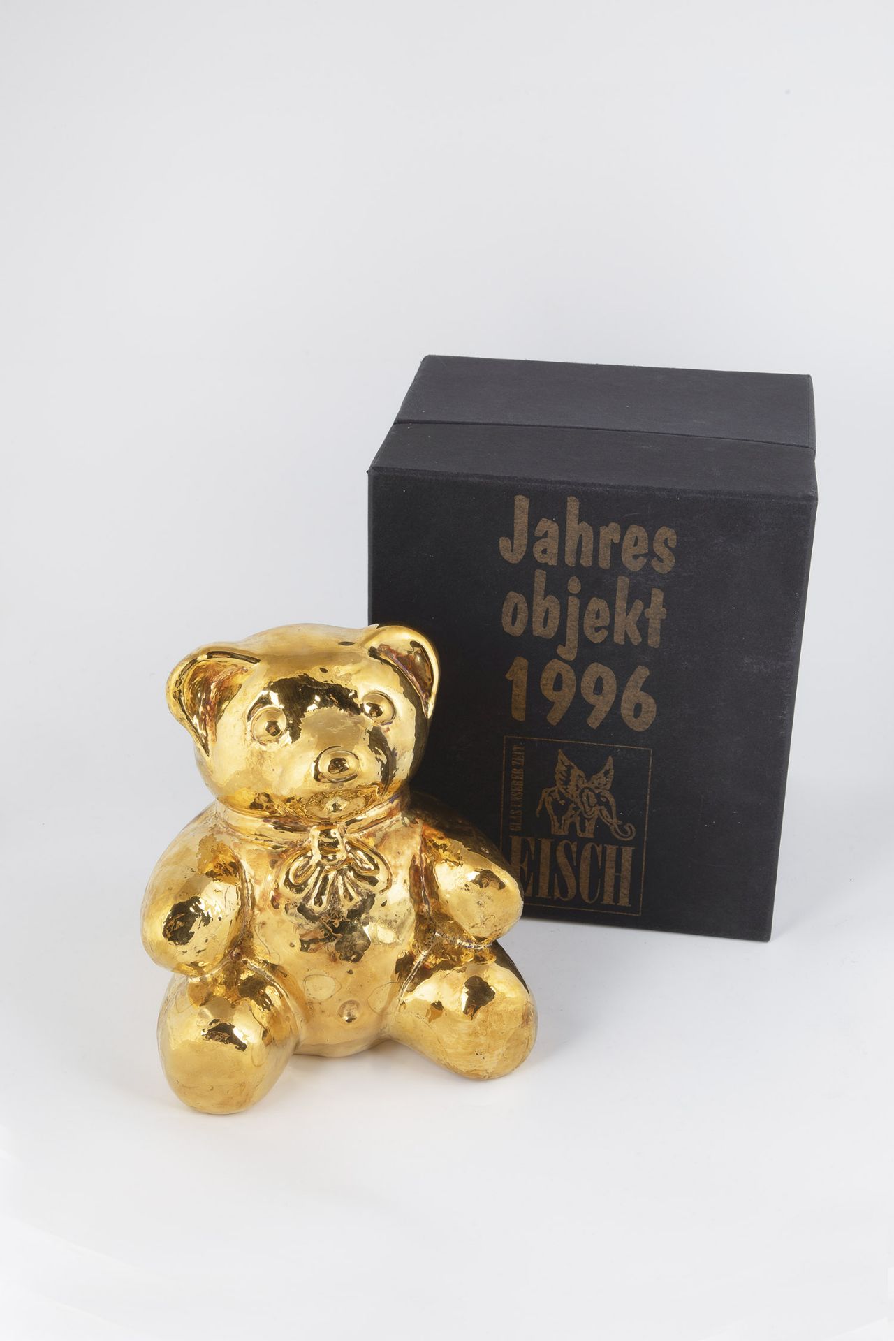 Object of the year ''Goldbaerchen'' Hajo Mueck, Glashuette Eisch, Frauenau, 1996 Colourless glass,