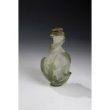 Bottle Erwin Schmierer, Frauenau, 2001 Colourless glass with olive-green overlay. Sculptural