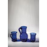 Mixed lot: jug, jug and ribbed cup Northern Germany, 19th century. Cobalt blue glass. Visual