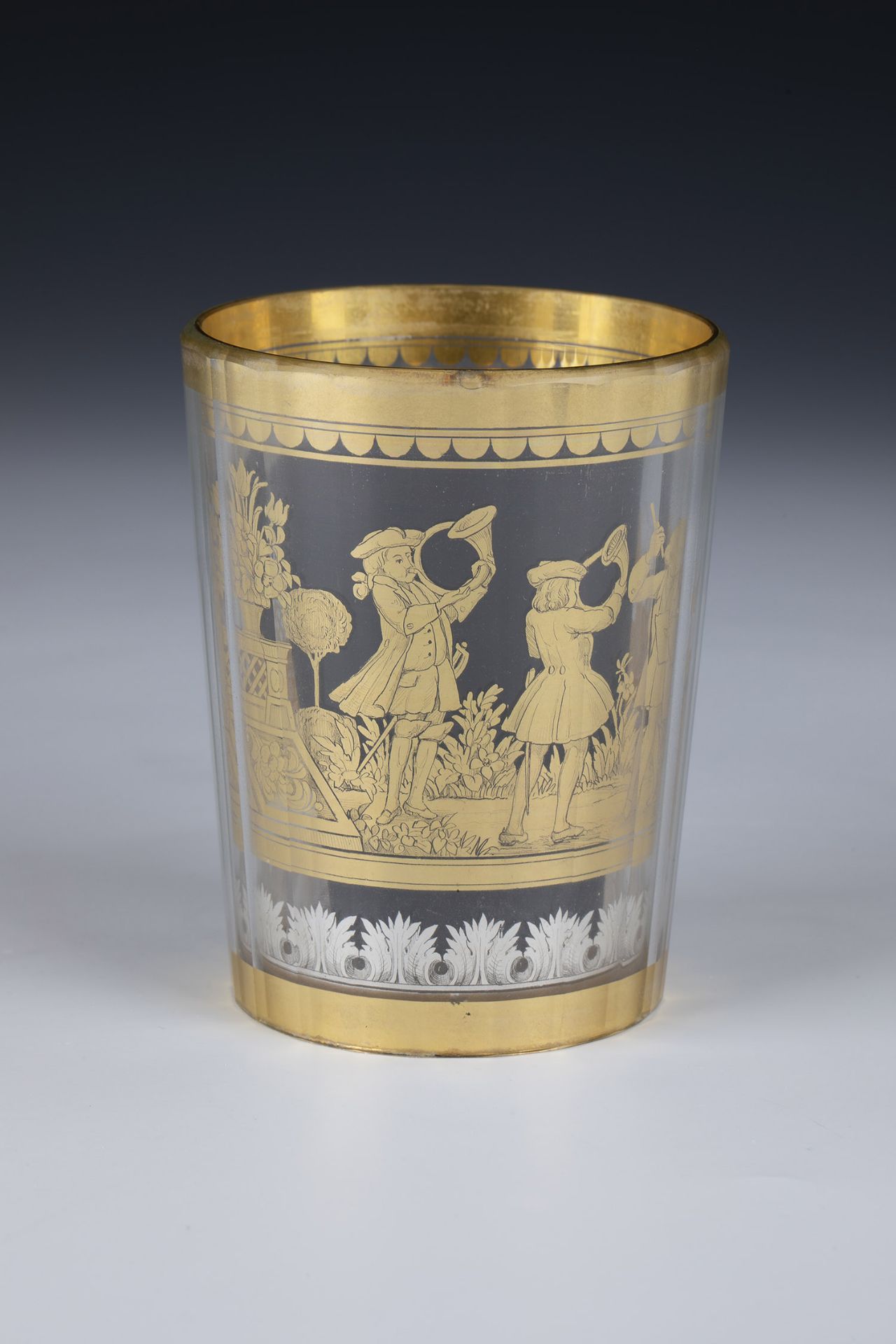 Intermediate gold cup with courtly scenes J.M. Pohl, Haida (attributed), ca. 1900 Multifaceted outer - Image 2 of 5