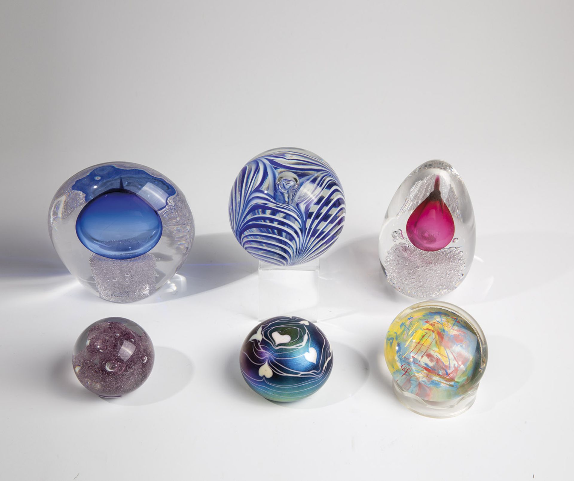 Six paperweights 20th century Mixed lot of six paperweights made of glass. Three with original label