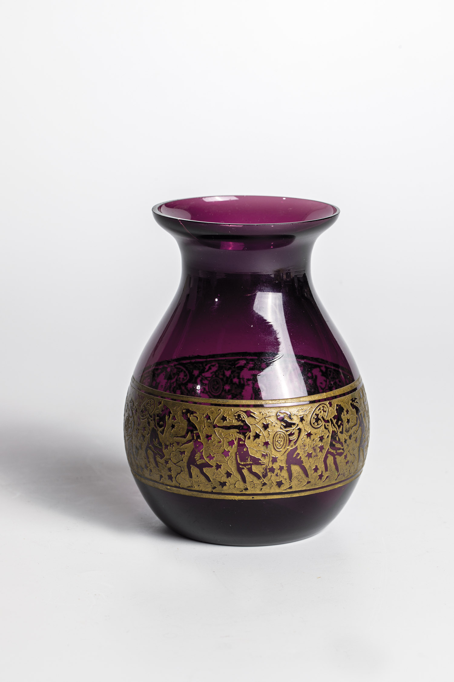 Vase with Amazons Moser, Karlovy Vary, 1920 Violet glass. On the lower wall etched, gilded, brown