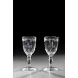 Pair of small goblets A. 20th century On the cuppa, which is cut at the base, cut from the front,