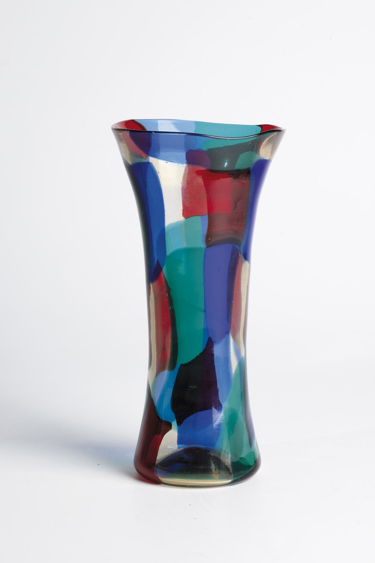 Vase ''Pezzato Parigi'' Fulvio Bianconi (design), Venini, Murano, c. 1950 Colourless glass with