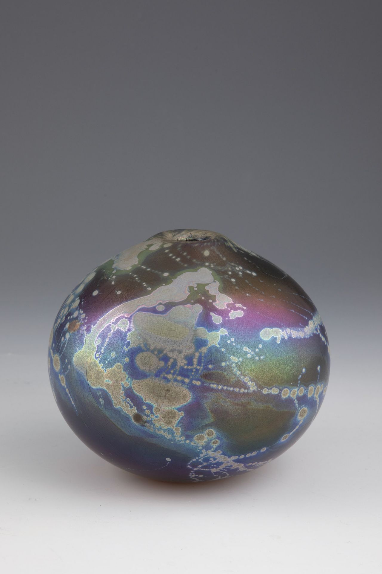 Ball Vase Robert Coleman, 1978 Cognac glass with melted color oxides. Iridescent. Signed and dated