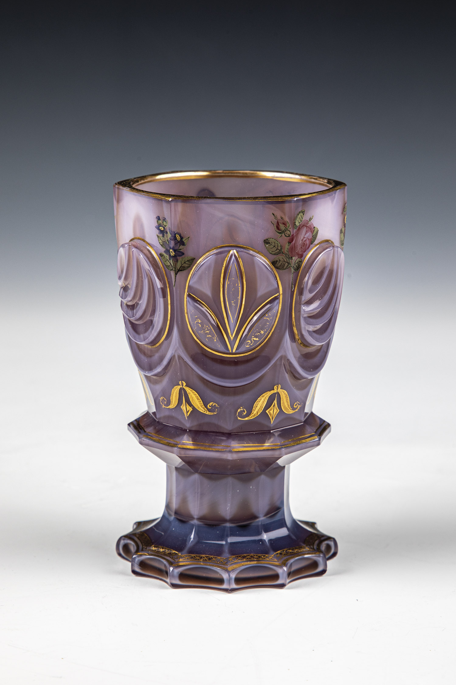 Agatin-Opal Foot Beaker Buquoysche Huetten, Georgenthal or Silberberg, 1835/40, decor Friedrich