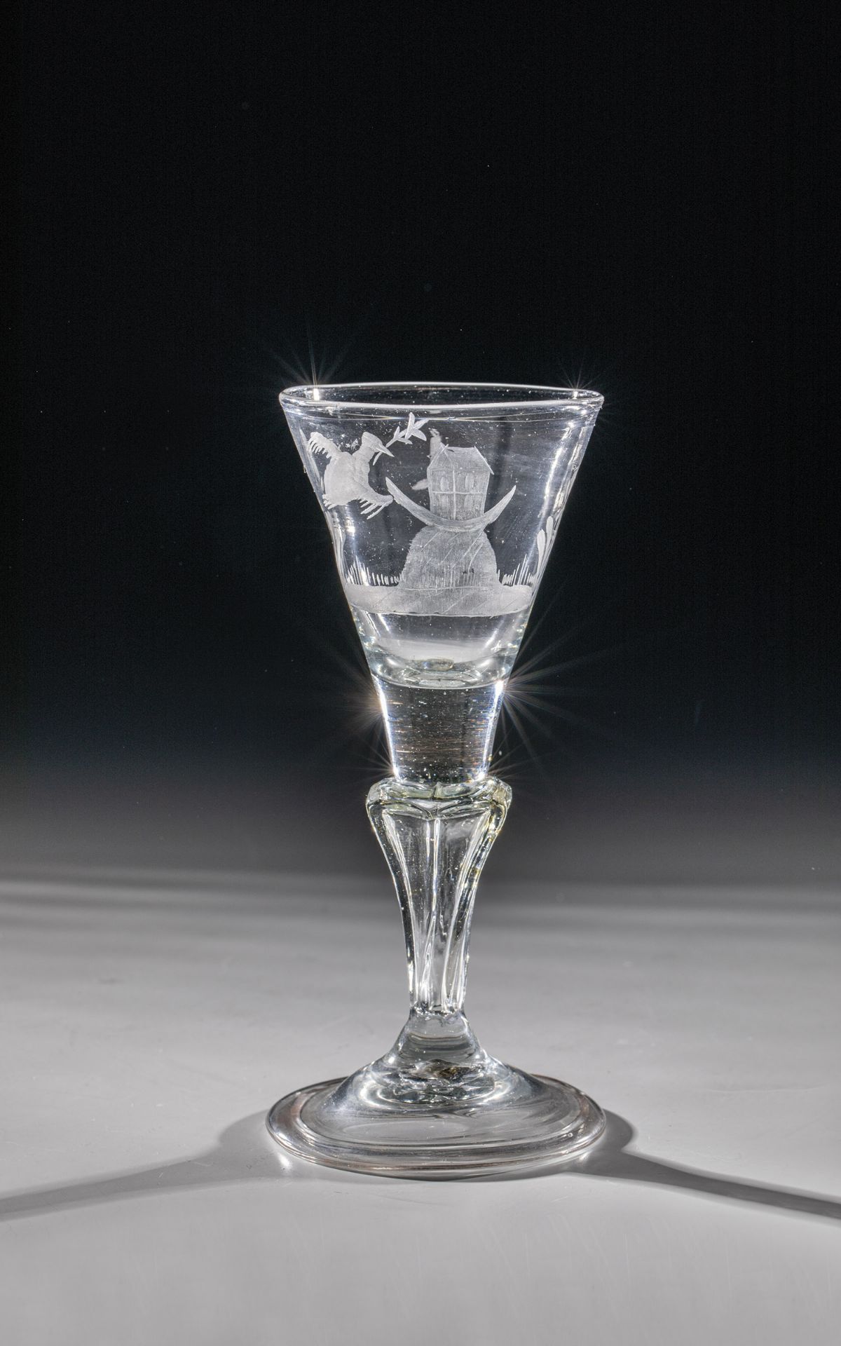 Small goblet with emblem of Thuringia, 18th century. Disc base with tear and downward turned.