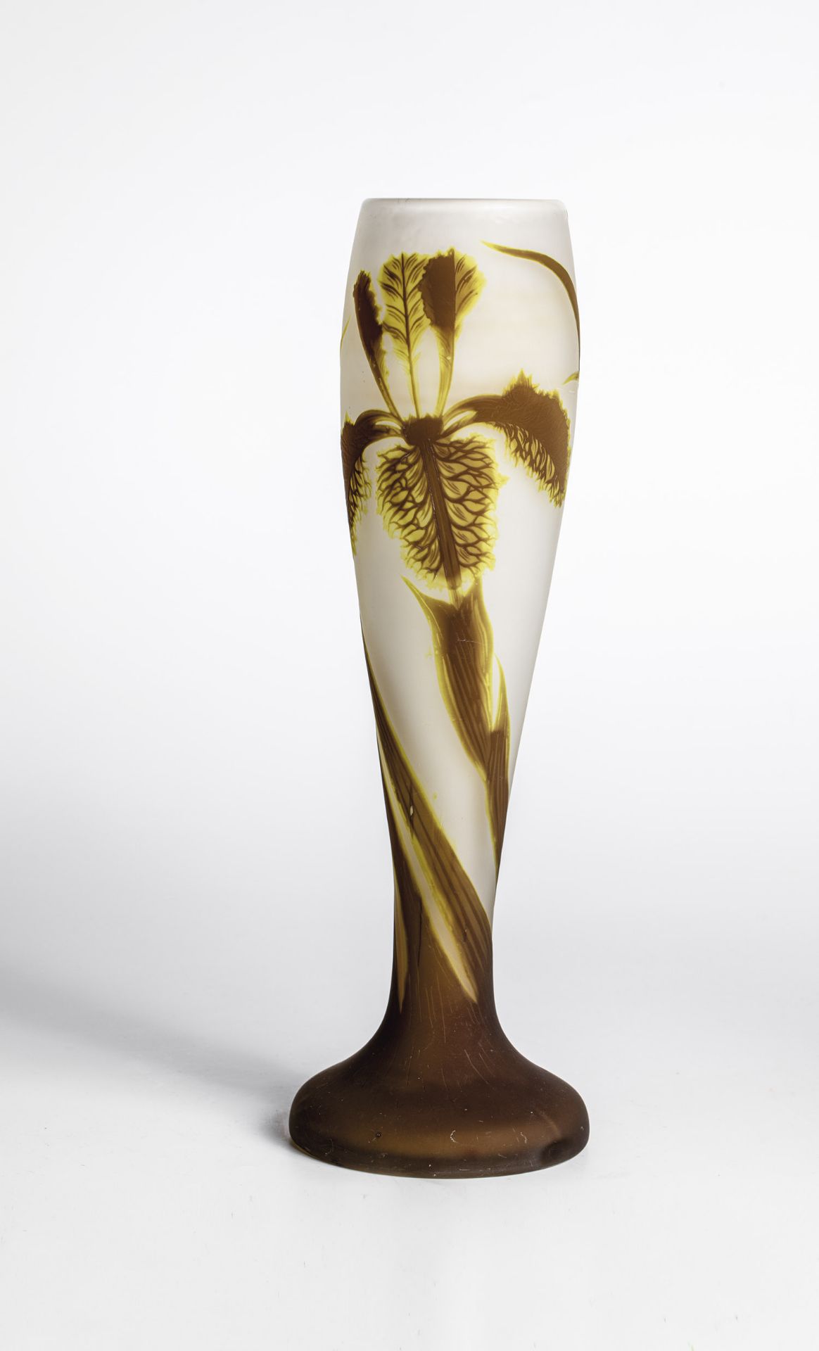 Seltene Vase mit Schwertlilie