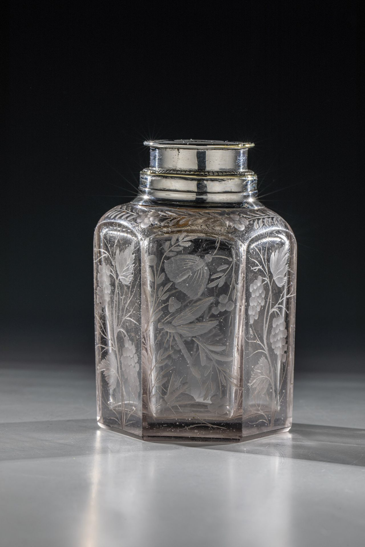 Sechskantflasche mit Schraubverschluss aus Silber
