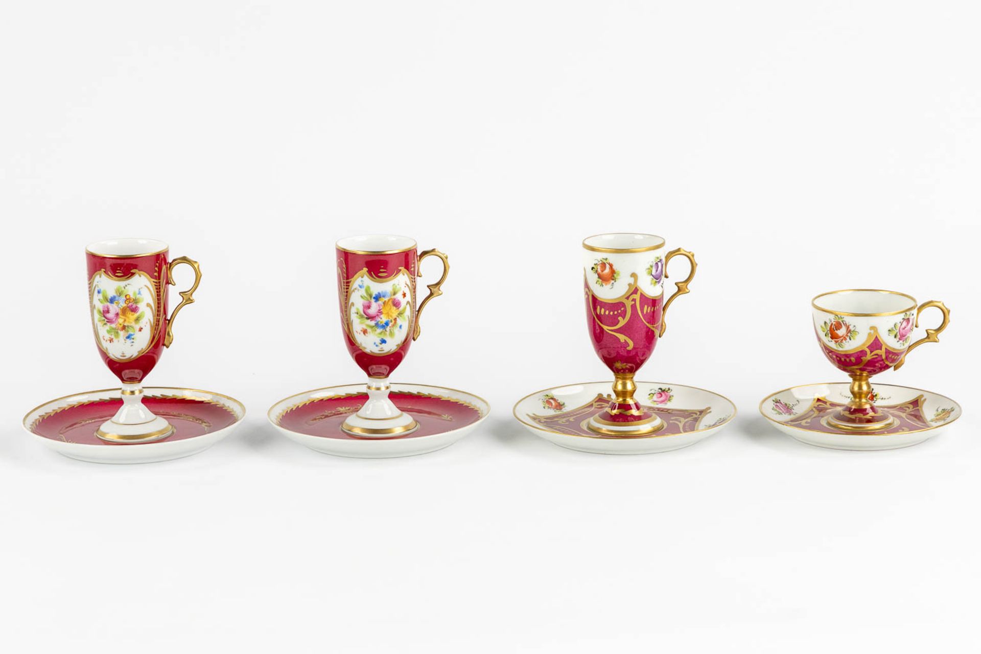 Giraud Limoges, a coffee service and serving ware, polychrome porcelain. 20th C. (H: 24 cm) - Bild 15 aus 16