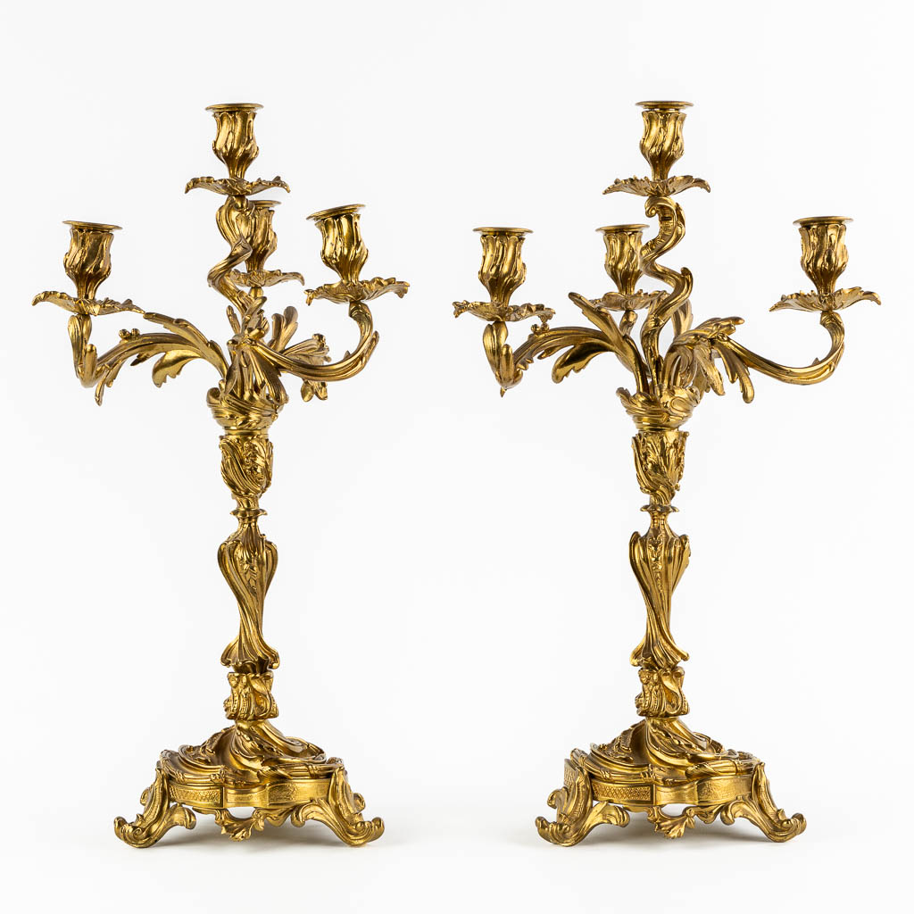 A pair of candelabra, bronze in Louis XV style. Circa 1900. (H:54 x D:27 cm) - Image 3 of 9
