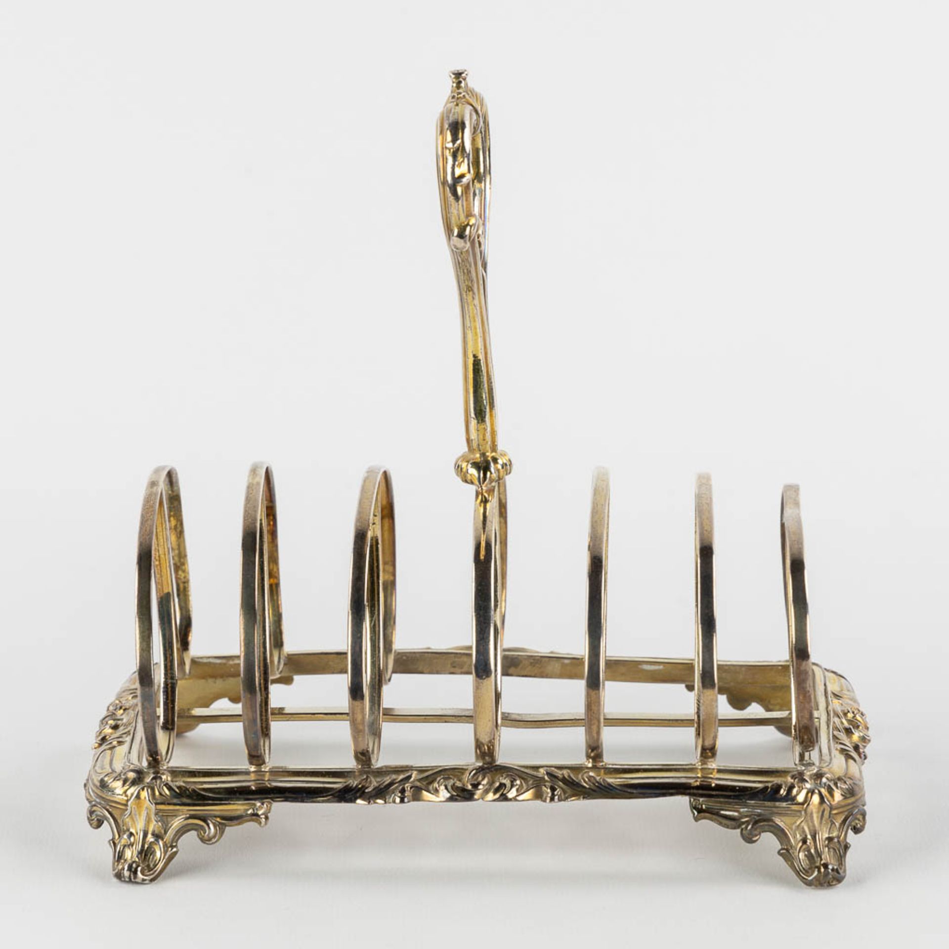 Creswick &amp; Co An antique Victorian 'Toast Rack', Silver, Sheffield, England, 1840. (L:12 x W:19 - Image 5 of 12