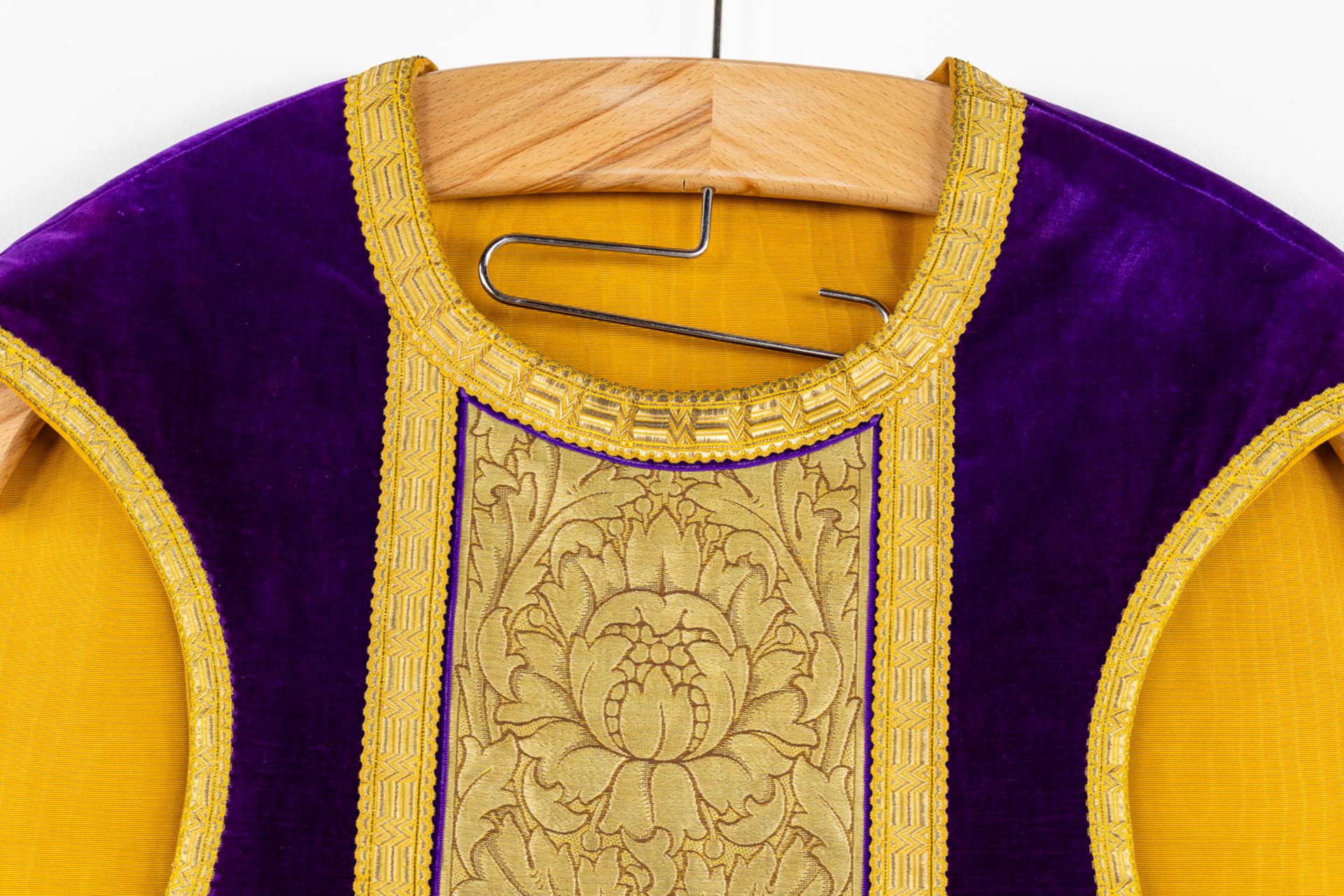 A Cope, Chasuble and two Roman Chasubles, Stola and Veil, Embroideries and Thick Gold Thread brocade - Image 25 of 29