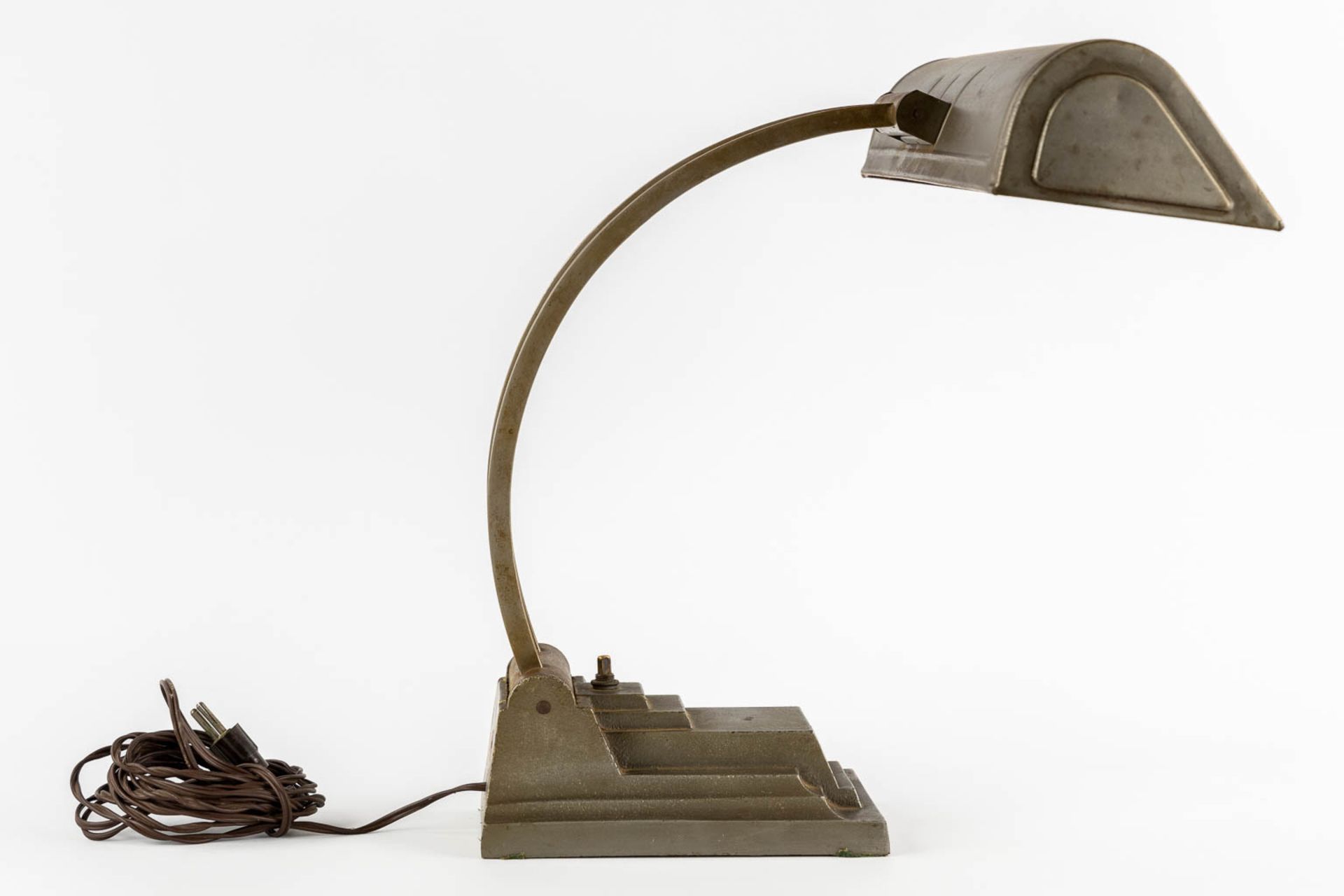 Erpe, a table lamp. (L:27 x W:46 x H:43 cm) - Image 4 of 12