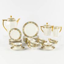 Robert Haviland, Limoges, a 23-piece coffee service. (L:13 x W:22 x H:24 cm)