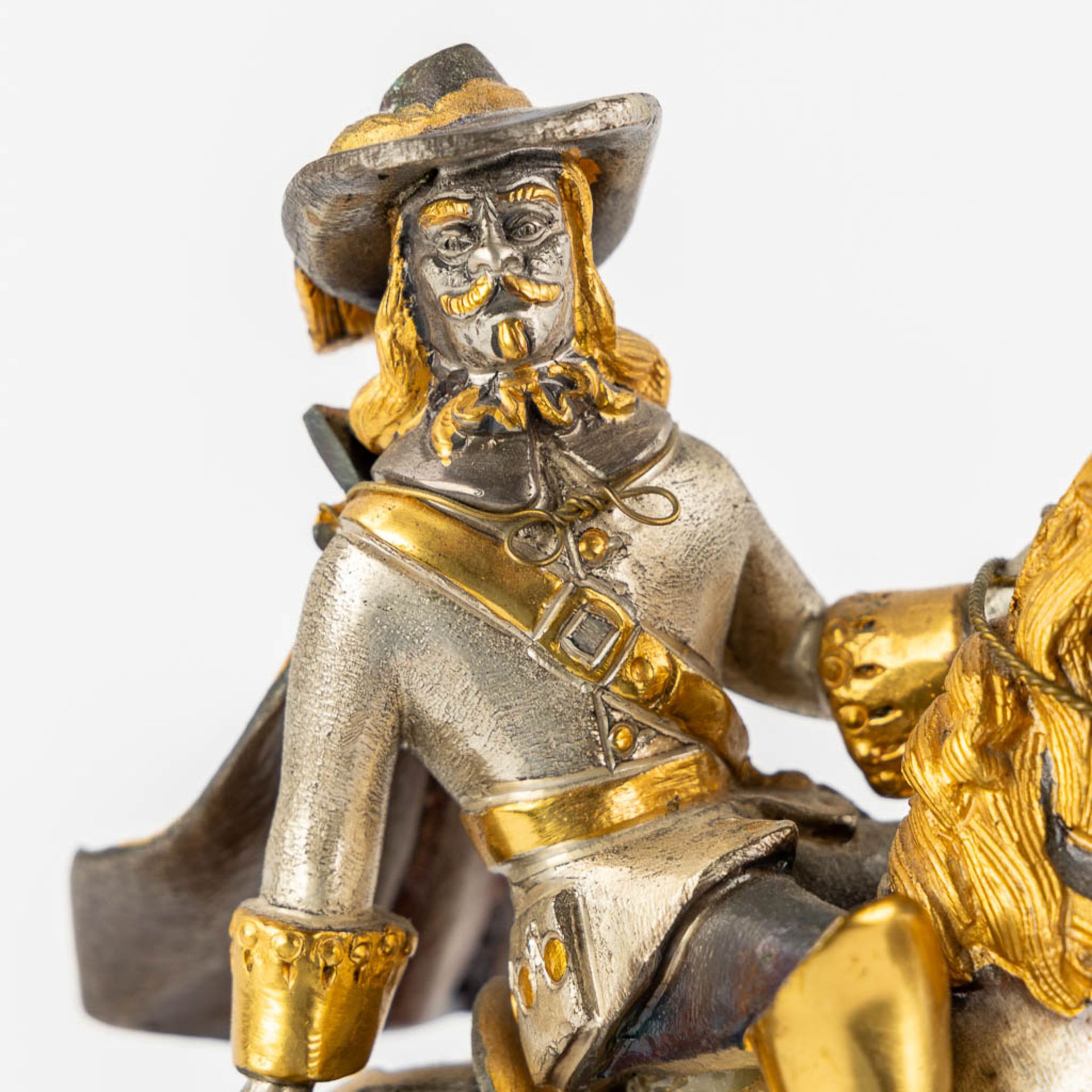 Giuseppe VASARI (1934-2005) 'Warrior's' silver- and gold-plated bronze. (H:28 cm) - Image 8 of 14