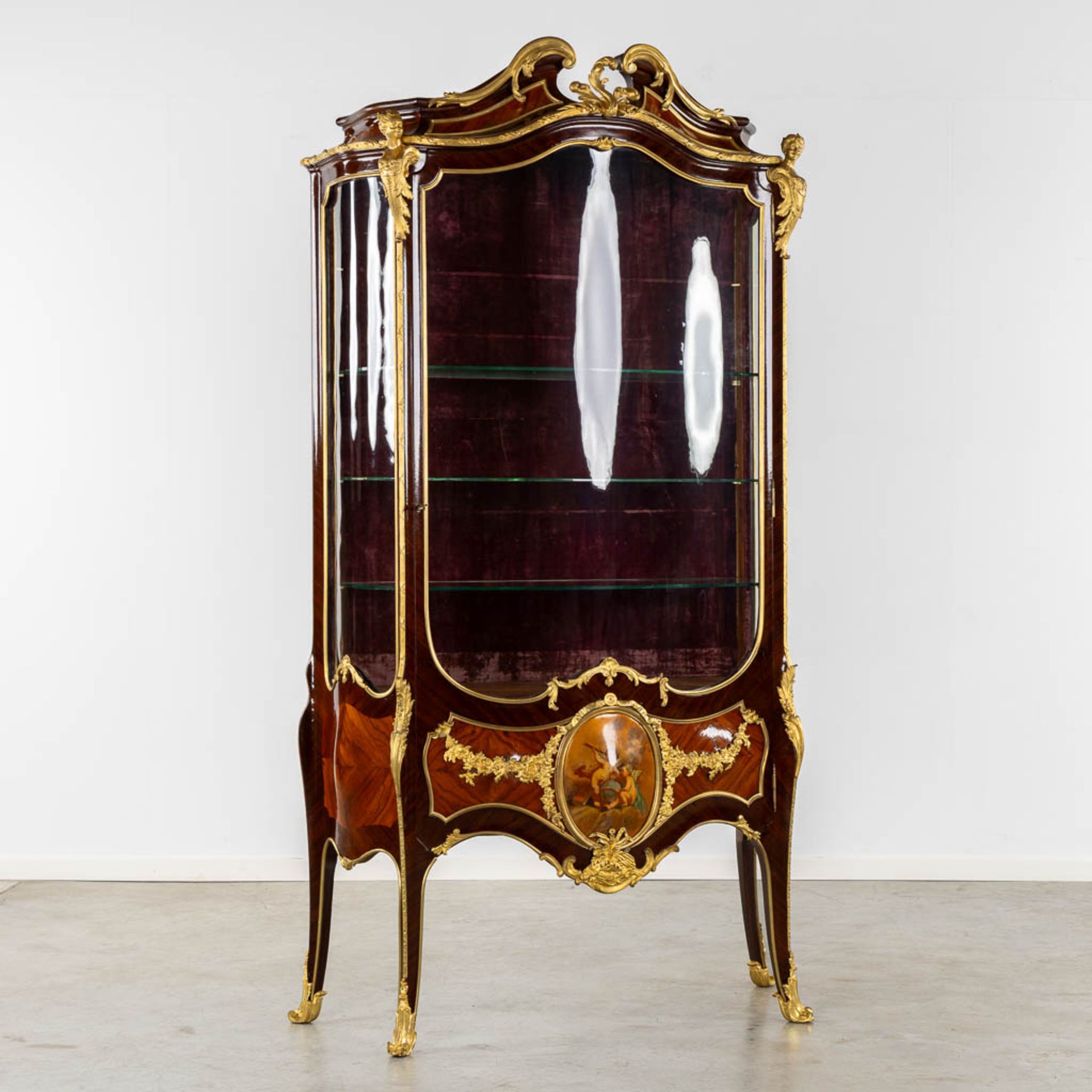 An outstanding display cabinet mounted with ormolu bronze, Louis XV style, Napoleon 3 period. 19th C