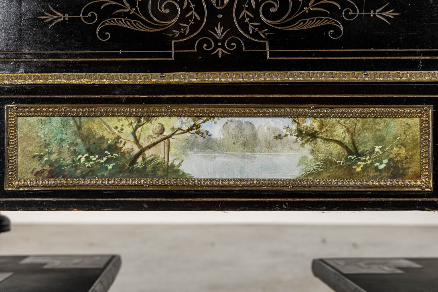 A Napoleon 3 show cabinet with a porcelain plaque painted by Georges Jeannin. 19th C. (L:44 x W:76 x - Image 10 of 14