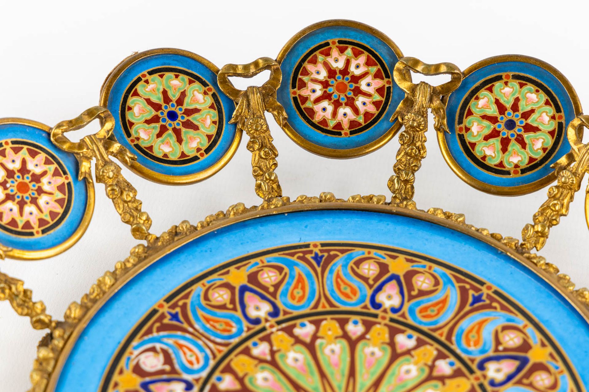 A highly decorative serving plate, gilt bronze mounted with hand-painted porcelain plaques, 19th C. - Image 3 of 8