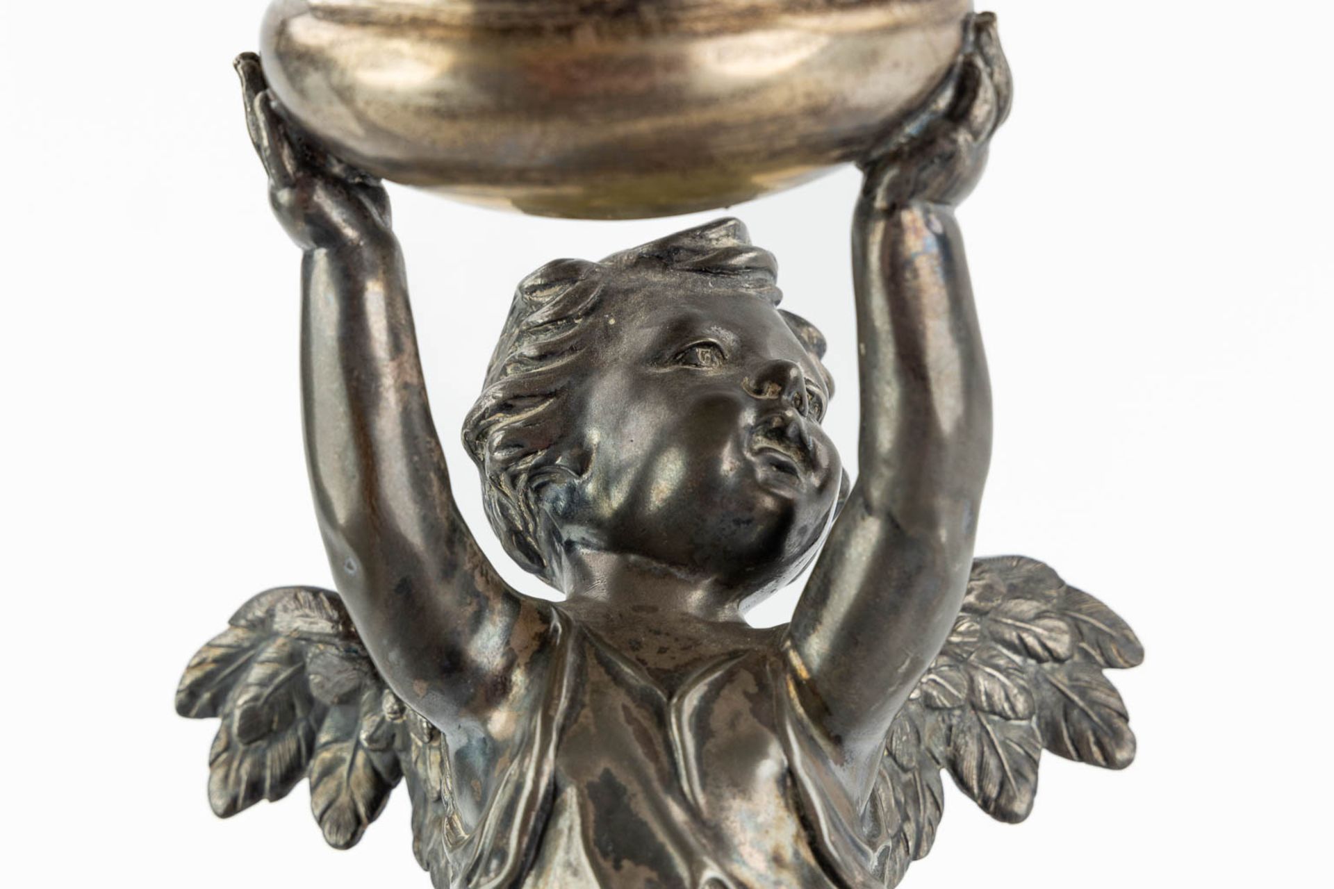A putto, silver and gold plated bronze with crystal bowl, probably Val Saint Lambert. (H:56 x D:28 c - Bild 7 aus 13