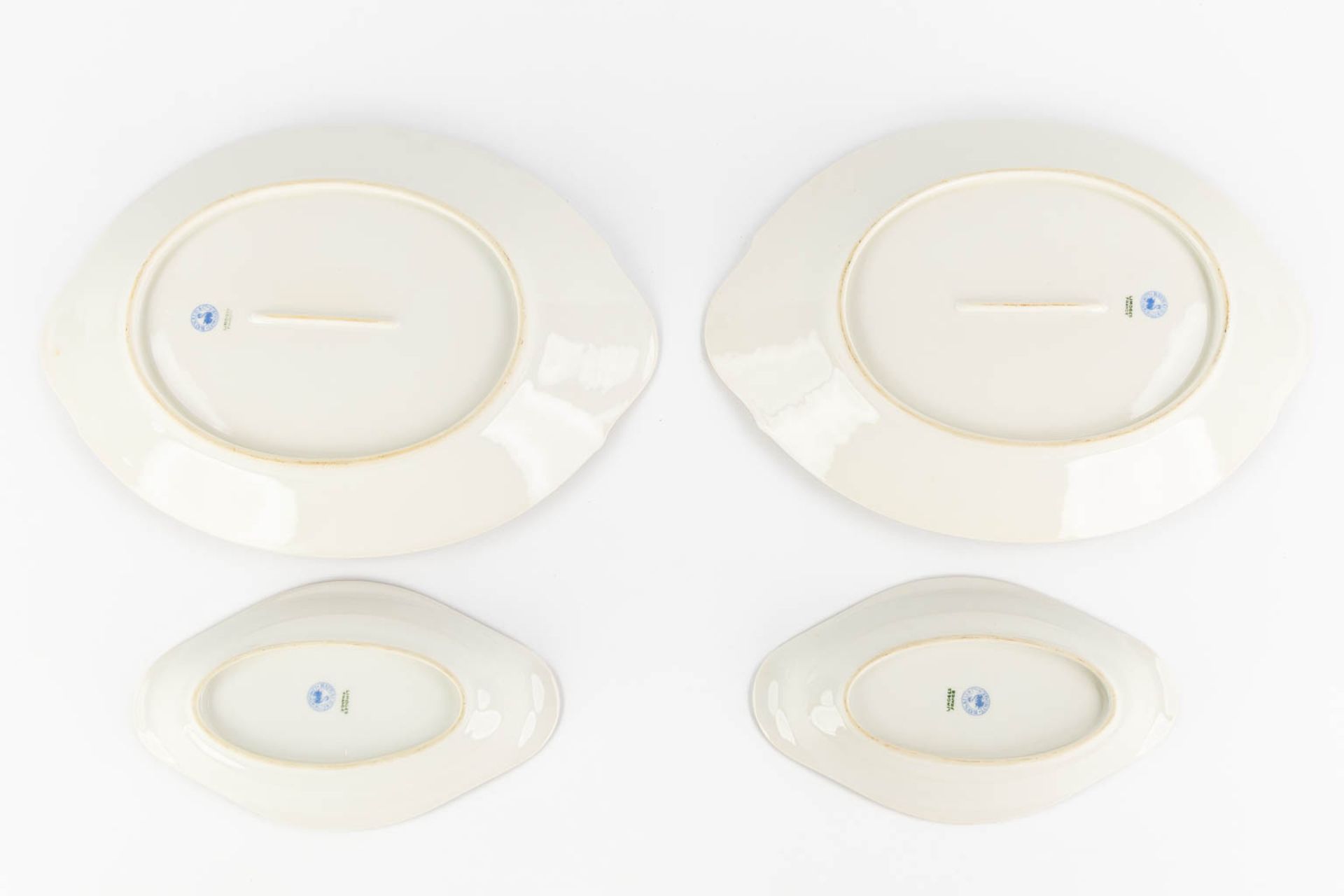 Raynaud, Limoges, a large dinner service. (L:25 x W:35 cm) - Image 7 of 16