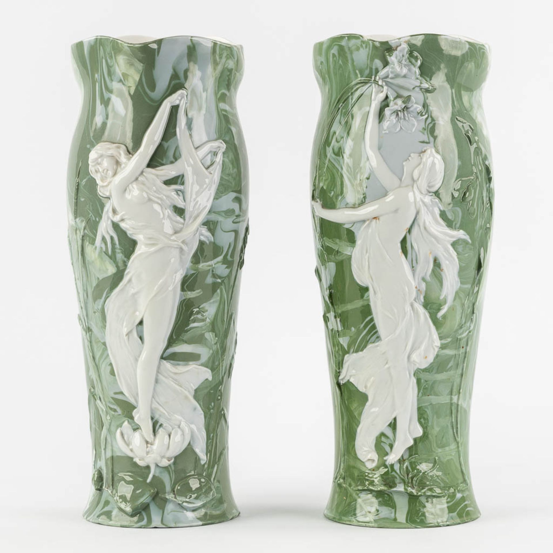 Attributed to Adolf OPPEL (1840-1923) 'Vases with Ladies' Art Nouveau. (L:13 x W:15 x H:36 cm)