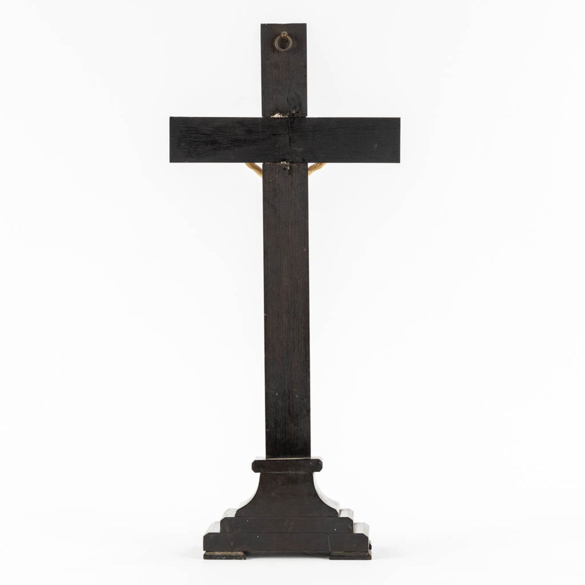 An antique Corpus Christi mounted on an ebonised wood crucifix, Ivory sculpture, 19th C. (L:9,5 x W: - Bild 5 aus 11