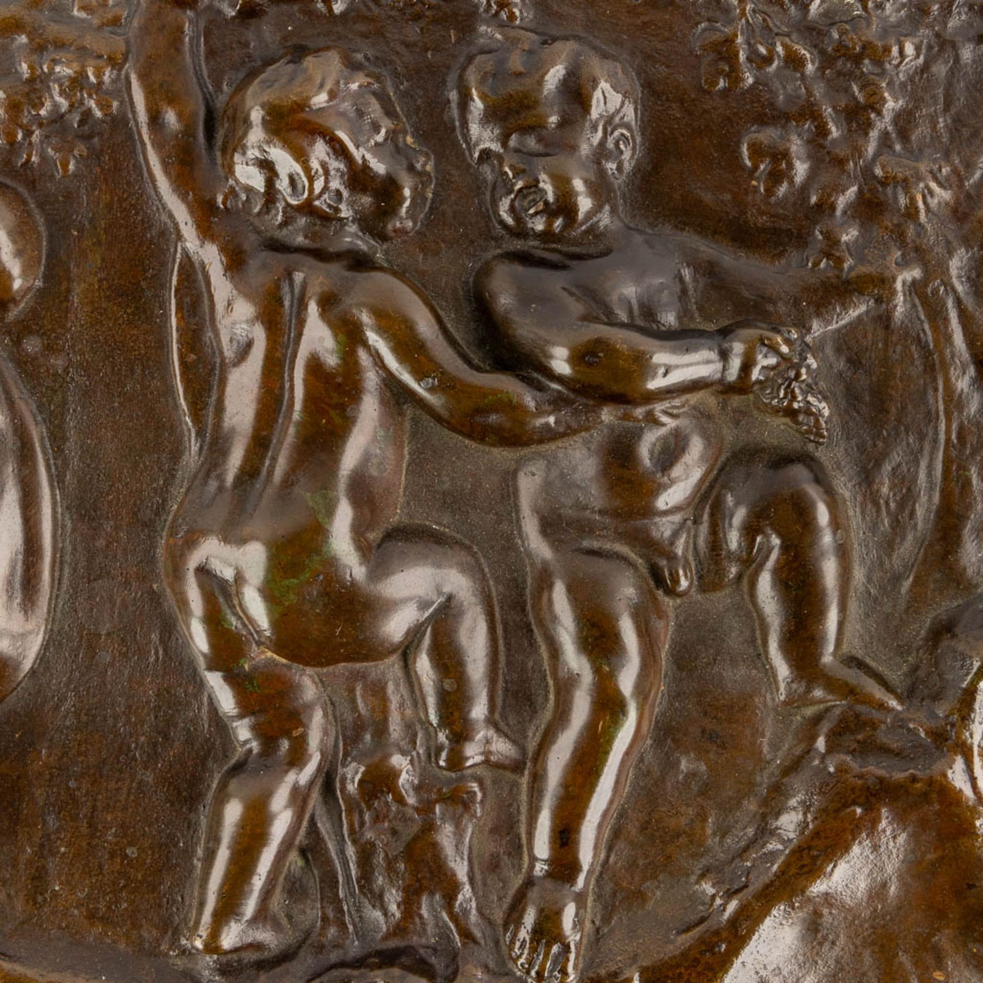 A Bacchanale scène with putti, patinated bronze plaque the manner of François Duquesnoy. 19th C. (W: - Image 5 of 8