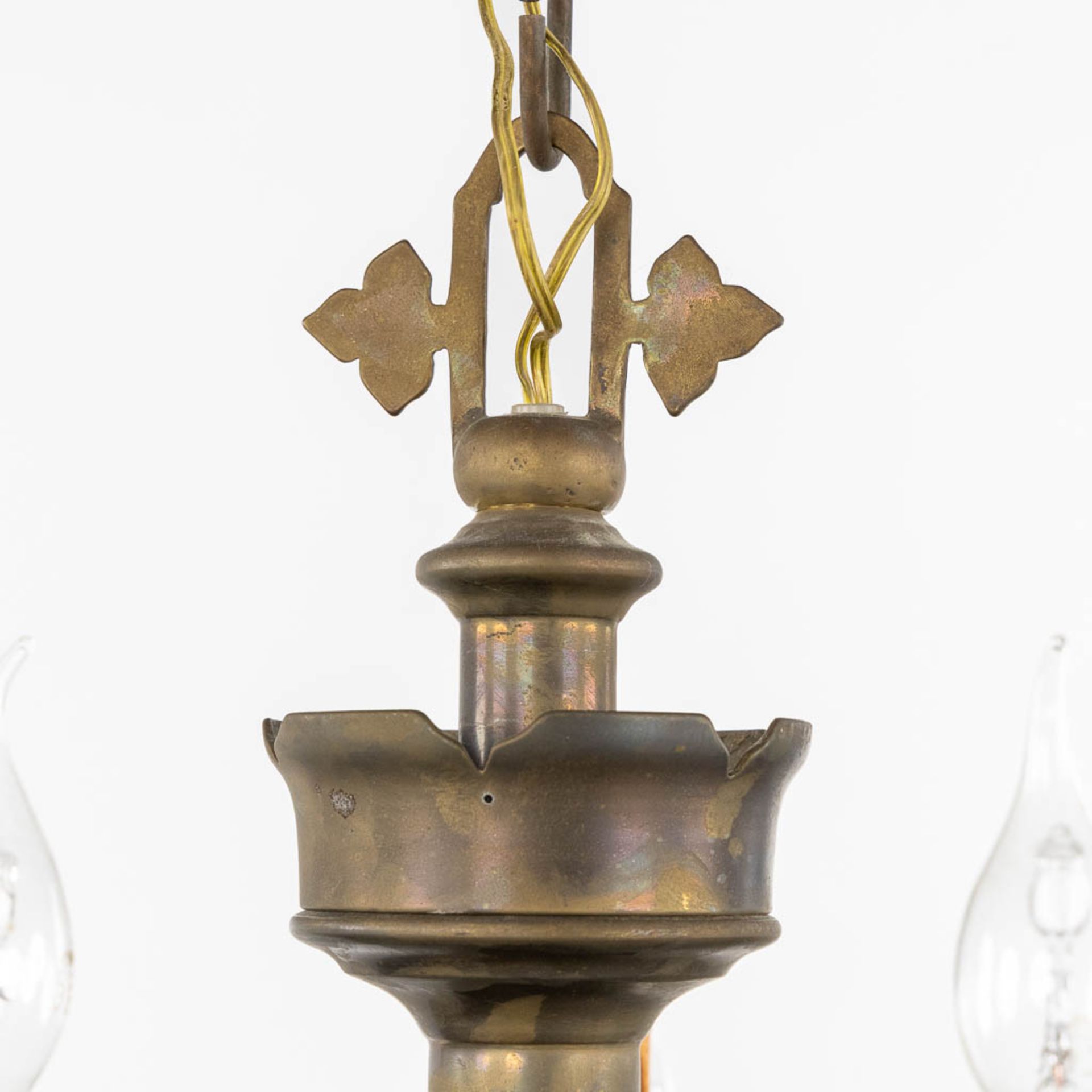 A large chandelier, bronze, Gothic Revival. (H:78 x D:71 cm) - Bild 4 aus 9