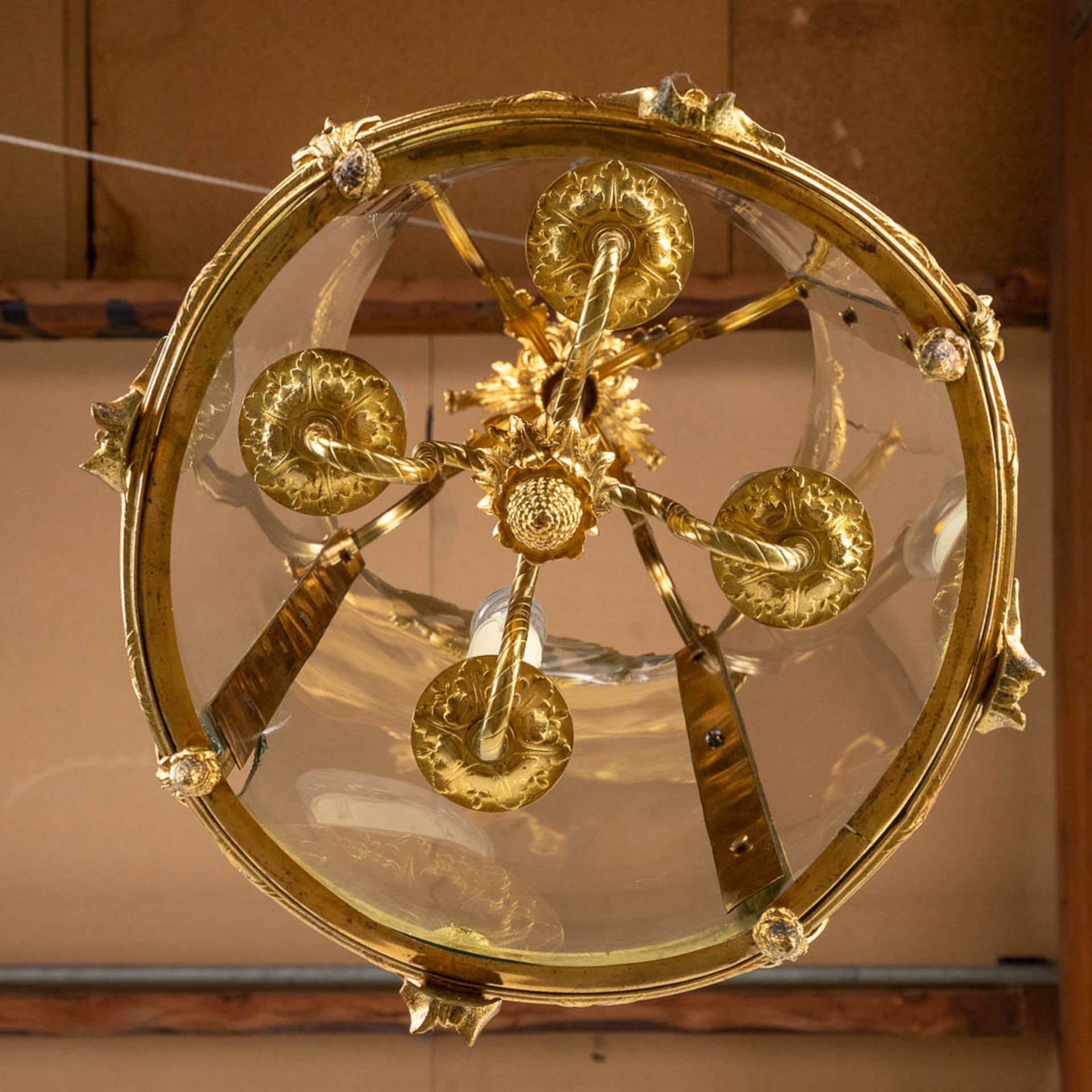 A hall lantern, bronze and glass. 20th C. (H:72 x D:31 cm) - Bild 12 aus 12