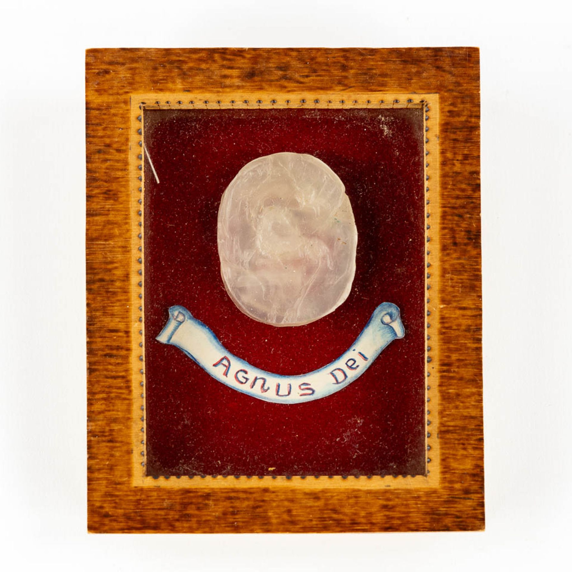 Four antique 'Agnus Dei' wax seals in frames. 19th C. and older. (W:18 x H:20 cm) - Bild 13 aus 15