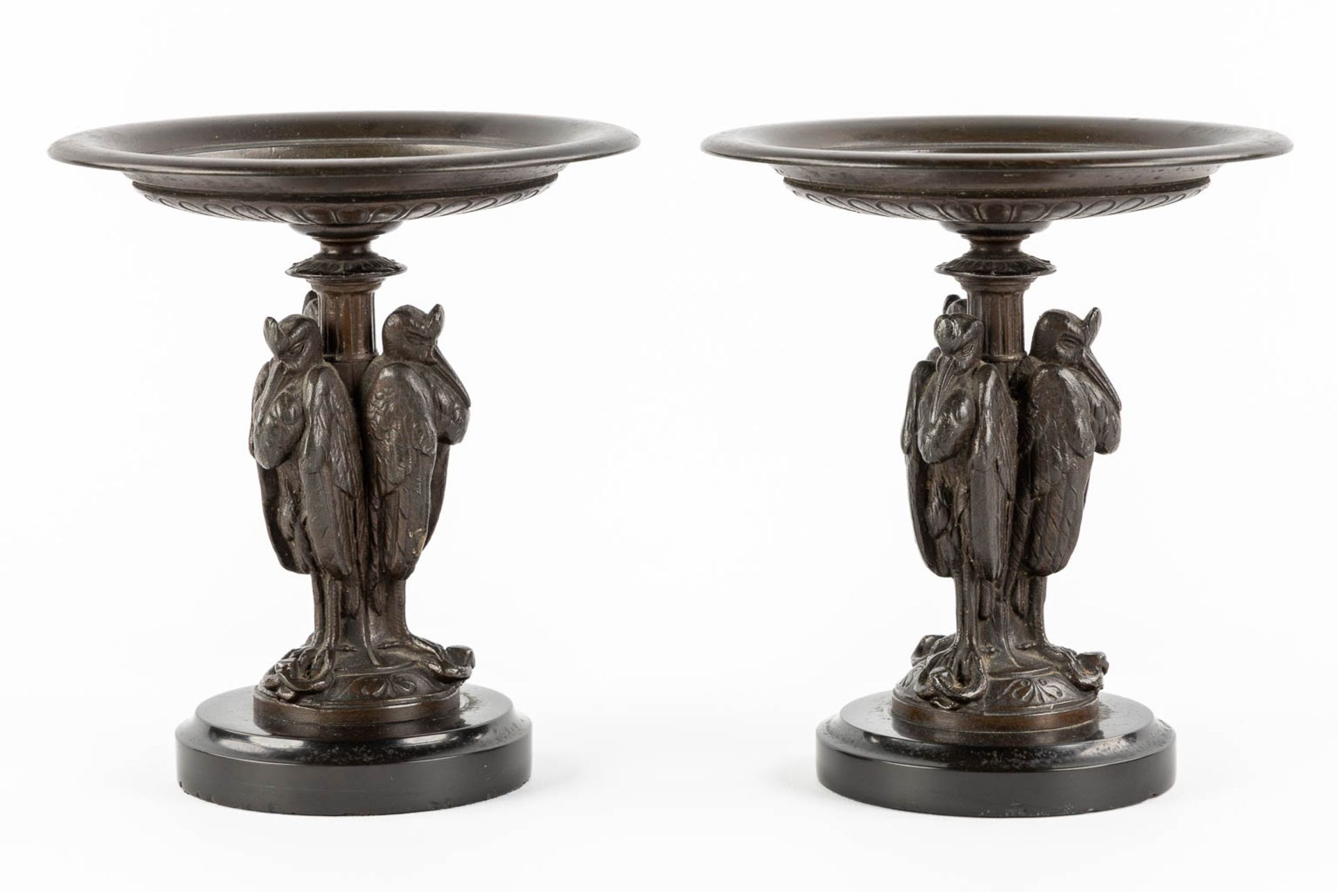 A pair of antique tazza, decorated with African Marabou holding a snake. Patinated spelter. (H:17 x - Image 6 of 10