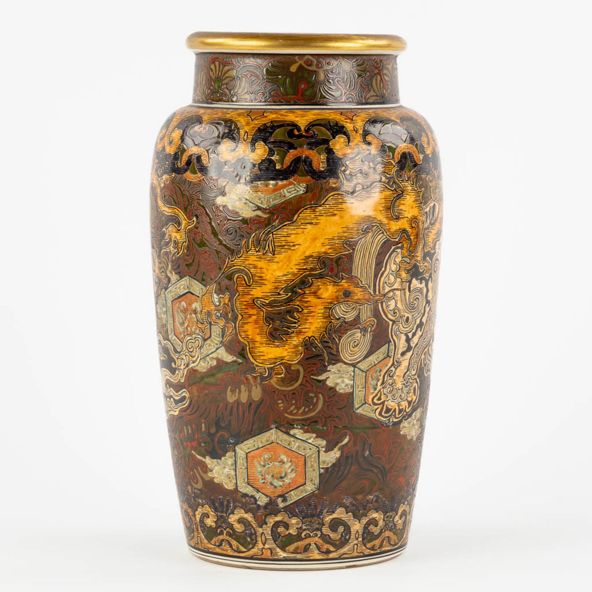 A decorative Japanese vase with a dragon decor. Glazed faience. (H:31 x D:18 cm) - Image 5 of 12