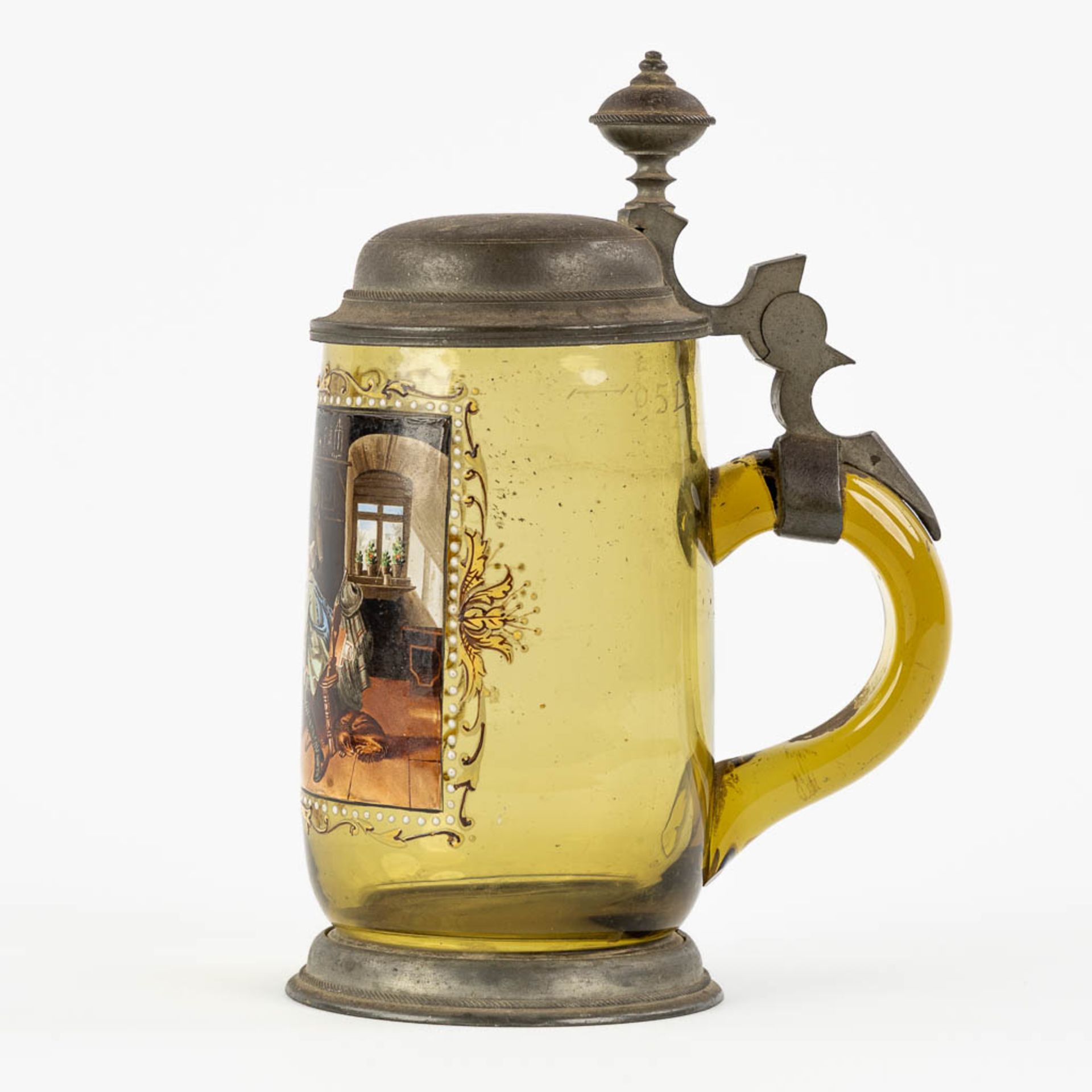 A finely painted Thiersenthal 'Beer Stein' with a pewter lid, Glashütte, Germany. 19th C. (H: - Image 4 of 11