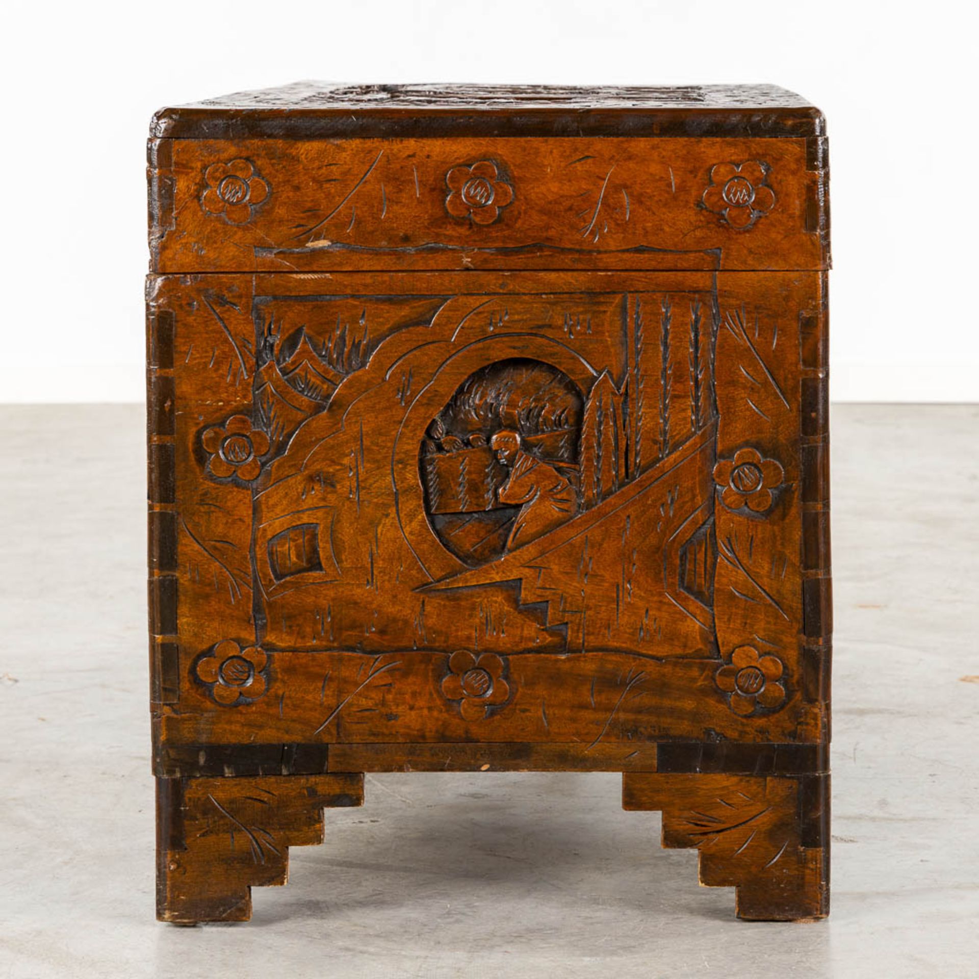 Two Oriental chests, tropical hardwood. Probably Myanmar. (L:50 x W:102 x H:60 cm) - Image 6 of 21
