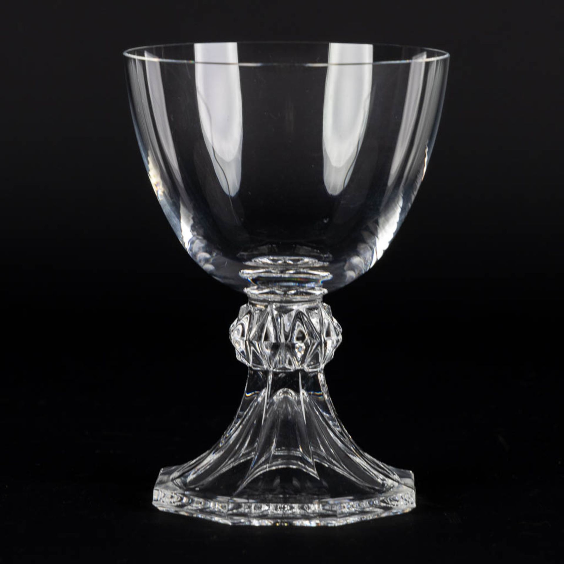 Val Saint Lambert, Model Yale, 43 crystal glasses. (H:14 cm) - Bild 6 aus 8