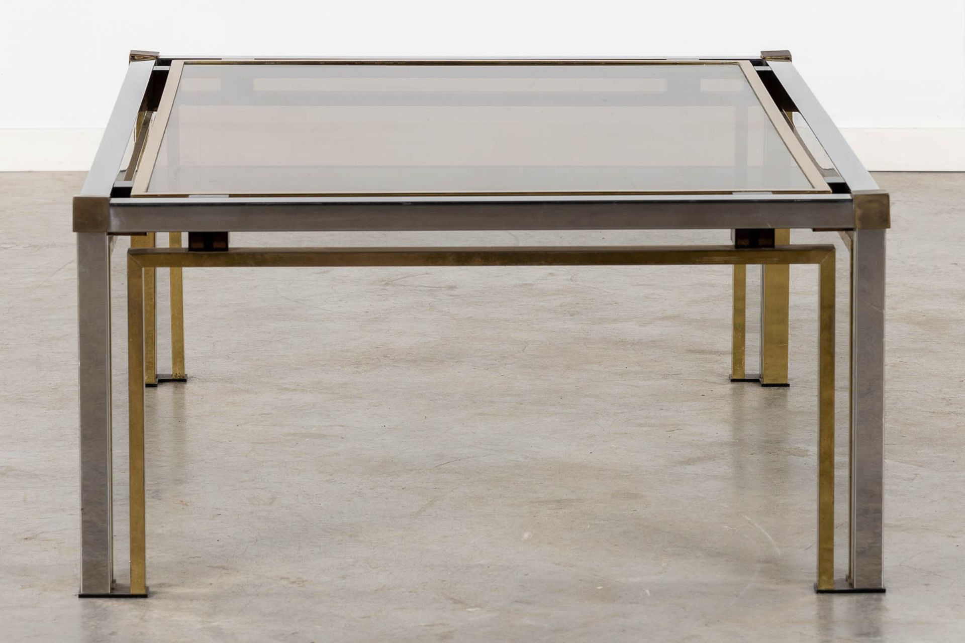 Four identical tables and a coffee table, gilt and silver-plated brass. Dewulf Selection / Belgo Chr - Image 15 of 19