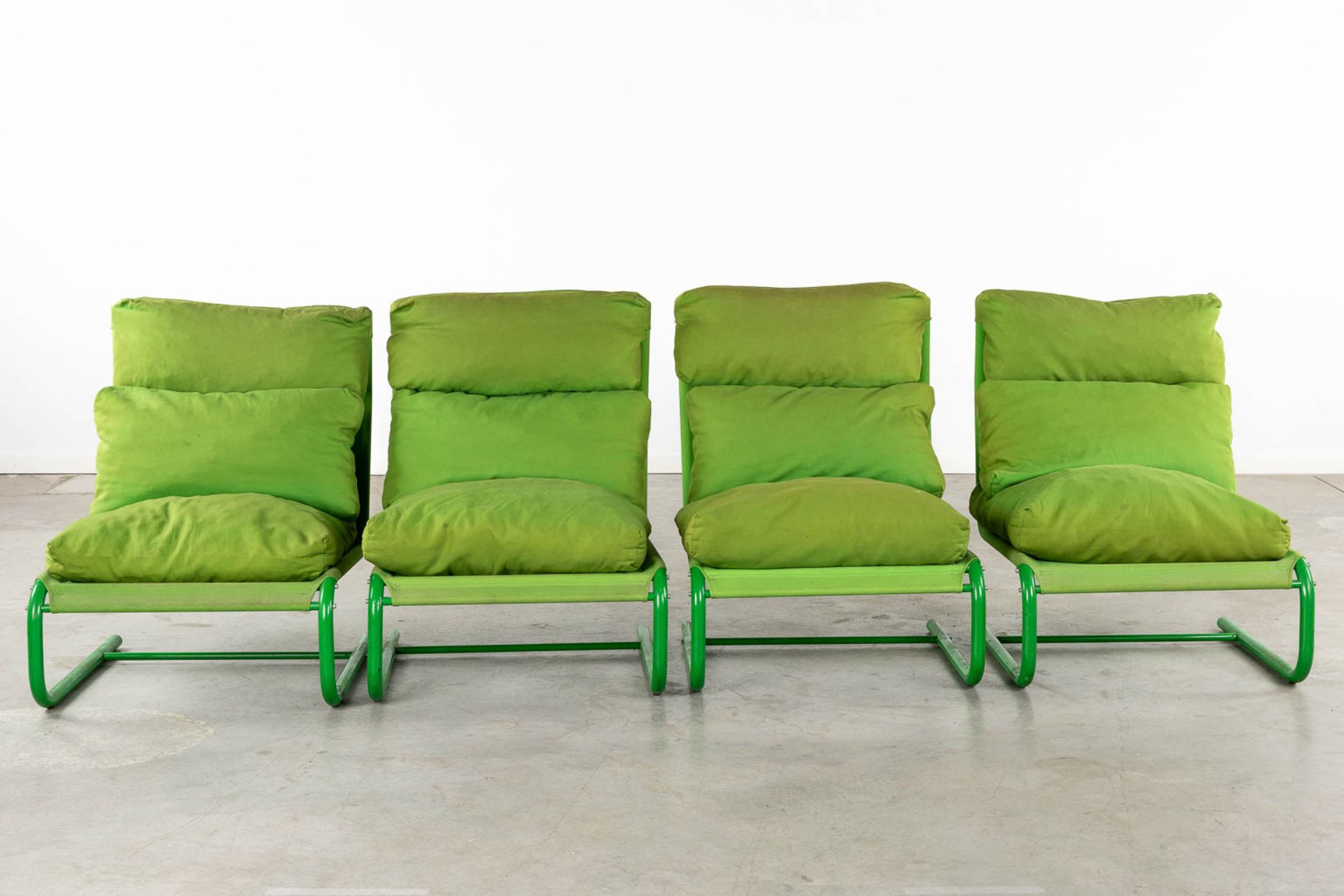 A vintage Swedish outdoor lounge set, Innovator Sweden. Circa 1970. (L:73 x W:66 x H:87 cm) - Image 3 of 17