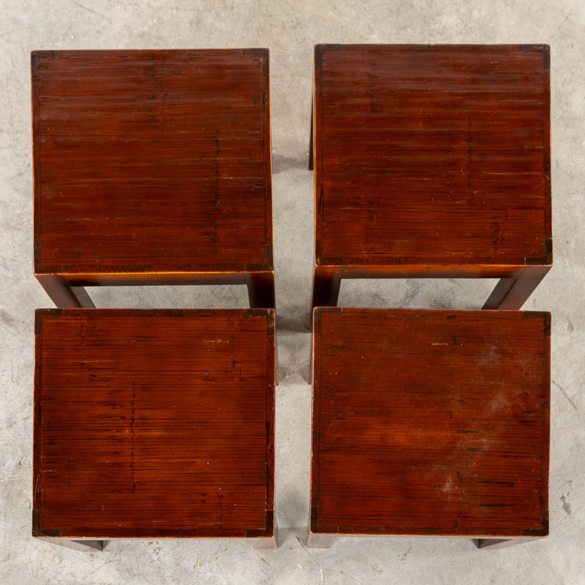 A decorative coffee table with 4 smaller, bamboo top on hardwood. Circa 1980. (L:90 x W:90 x H:38 cm - Image 9 of 10