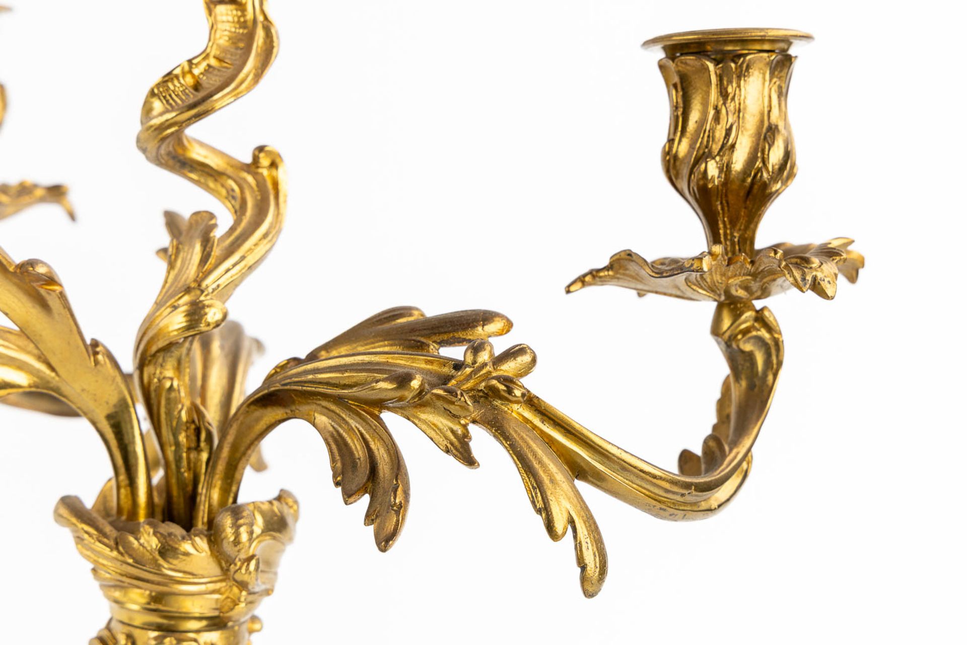 A pair of candelabra, bronze in Louis XV style. Circa 1900. (H:54 x D:27 cm) - Image 9 of 9