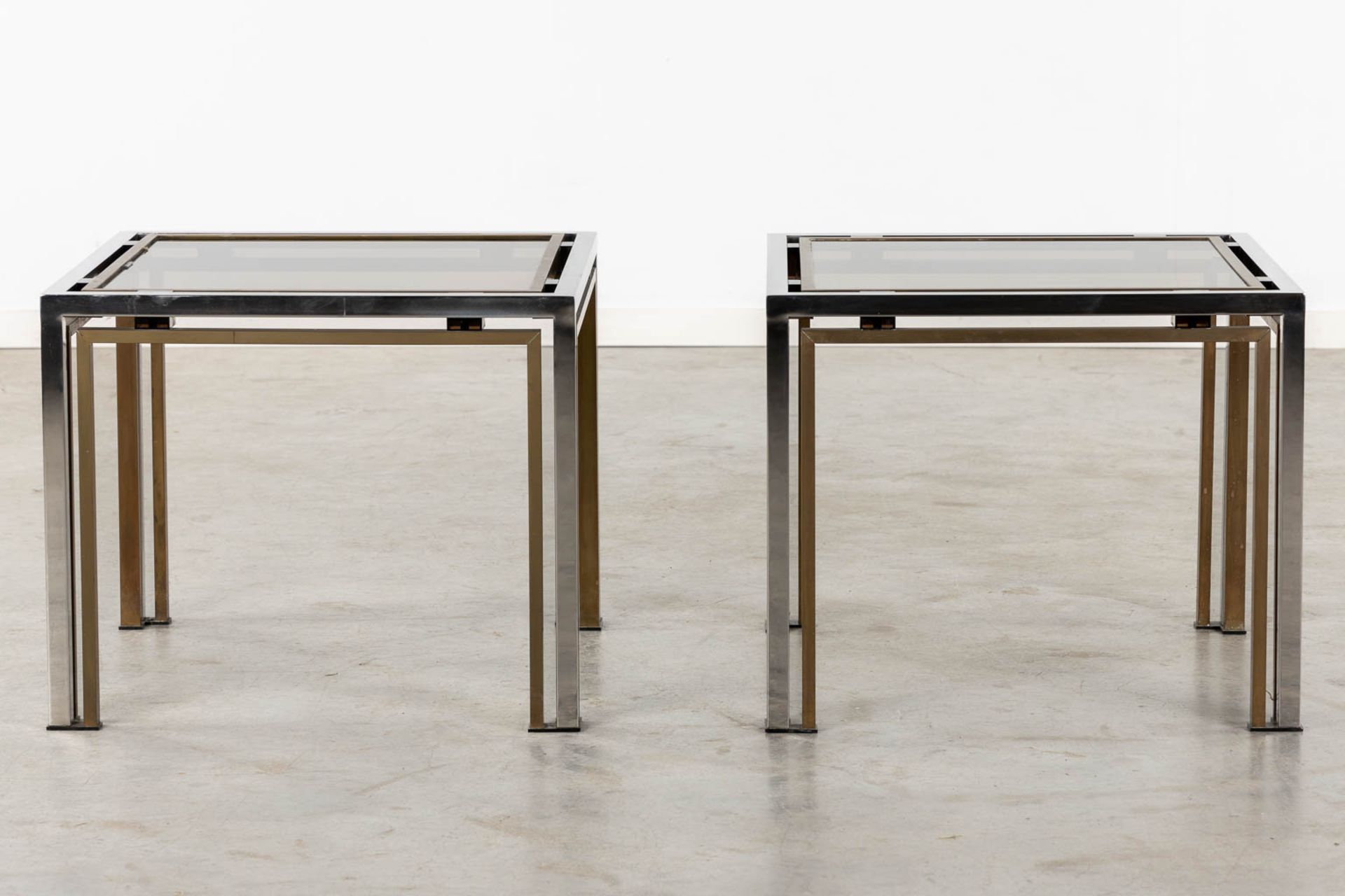 Four identical tables and a coffee table, gilt and silver-plated brass. Dewulf Selection / Belgo Chr - Image 3 of 19