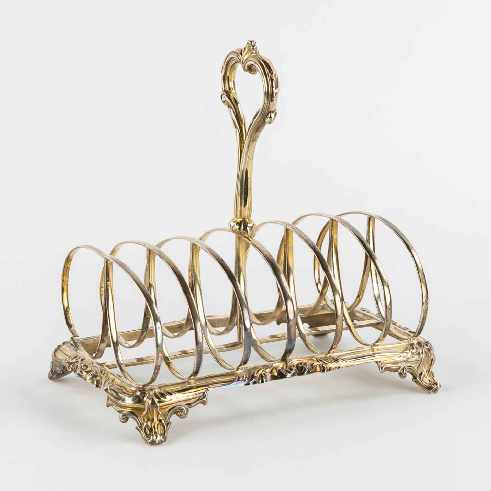 Creswick & Co An antique Victorian 'Toast Rack', Silver, Sheffield, England, 1840. (L:12 x W:19 x H: