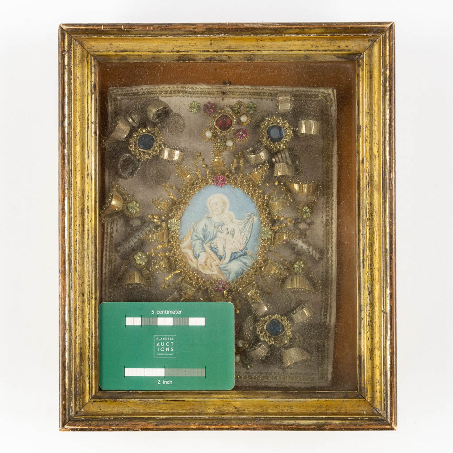 An antique frame with an image of Joseph with child, cabochons and decorations. 19th C. (W:21 x H:25 - Image 2 of 6