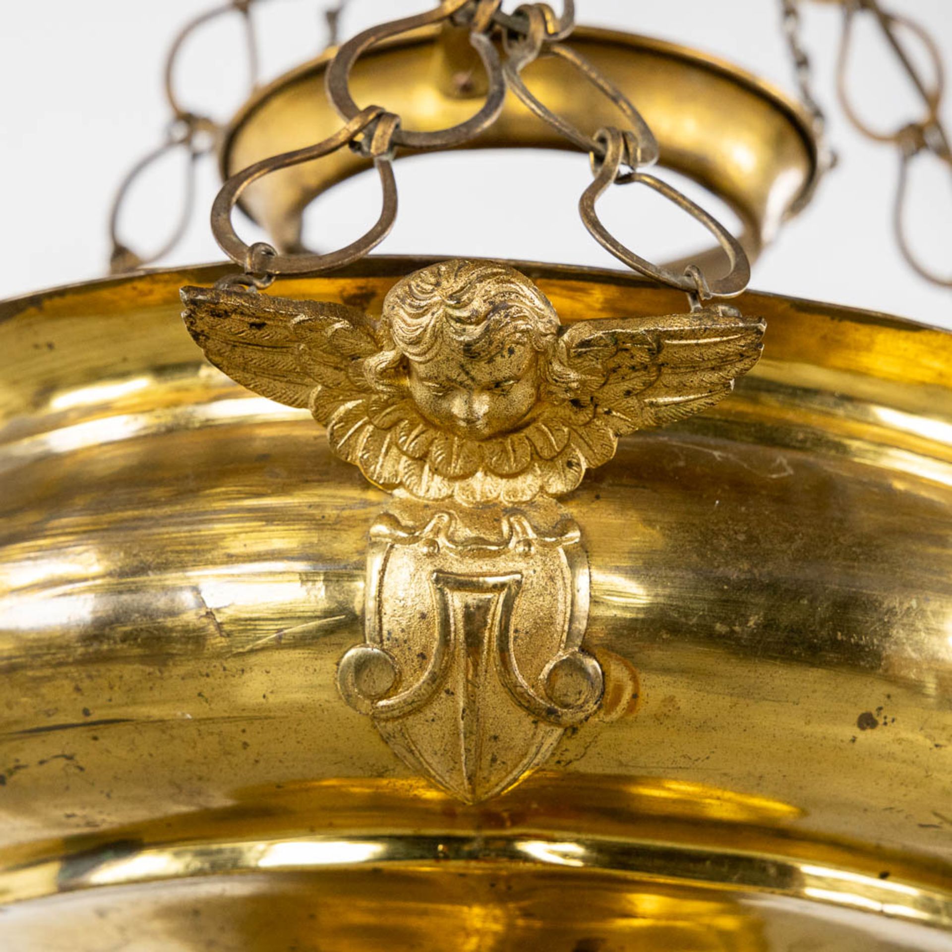 A decorative 'Eternal Light' was rebuilt for electricity: copper, 19th C. (H:78 x D:37 cm) - Image 3 of 10