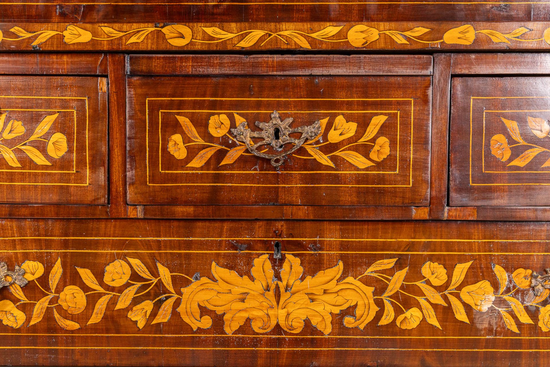 A fine marquetry inlay secretaire cabinet, The Netherlands, 18th C. (L:51 x W:112 x H:108 cm) - Image 13 of 20