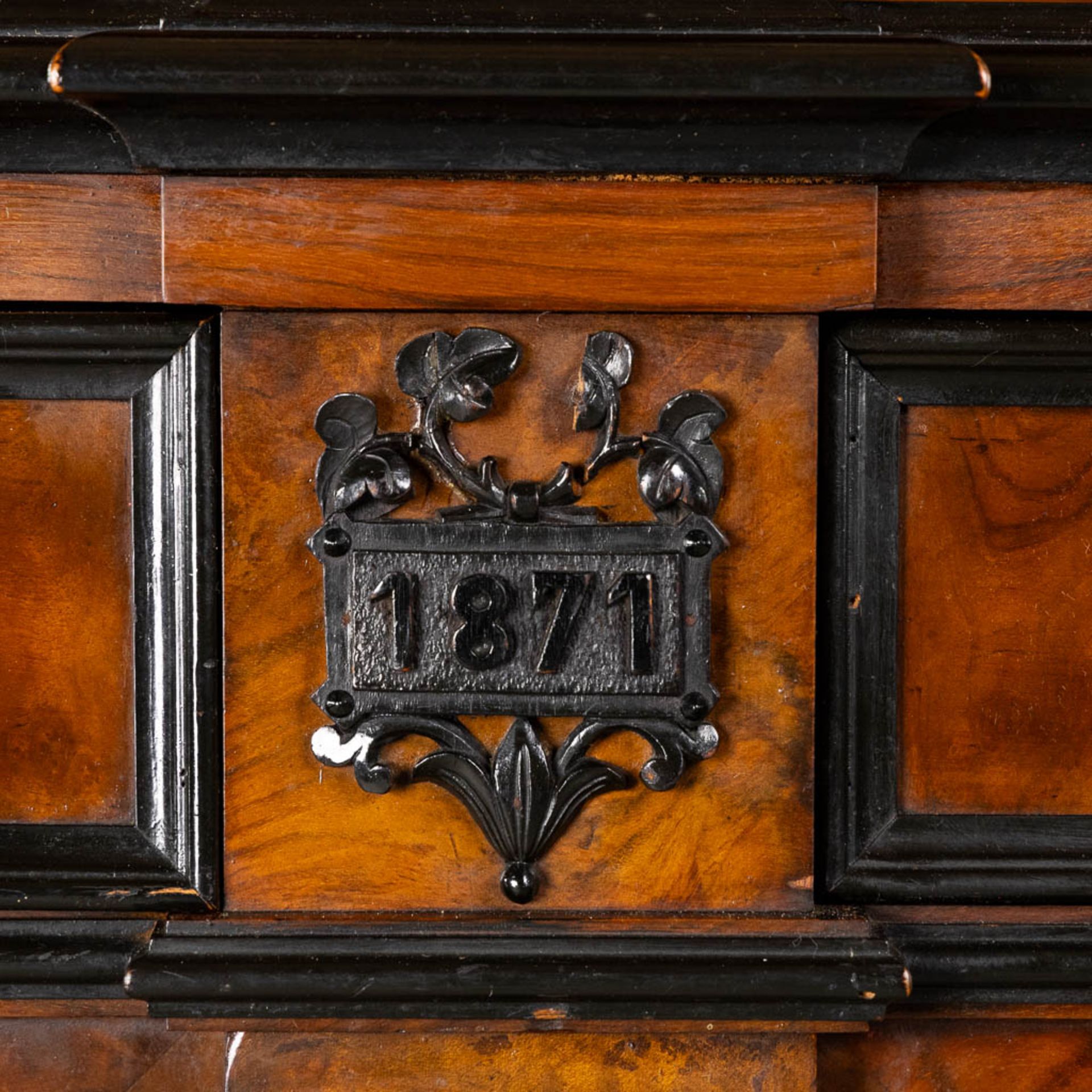 An impressive 'Saint Hubert' hunting cabinet with fine wood sculptures, dated 1871. (L:63 x W:143 x - Image 11 of 15