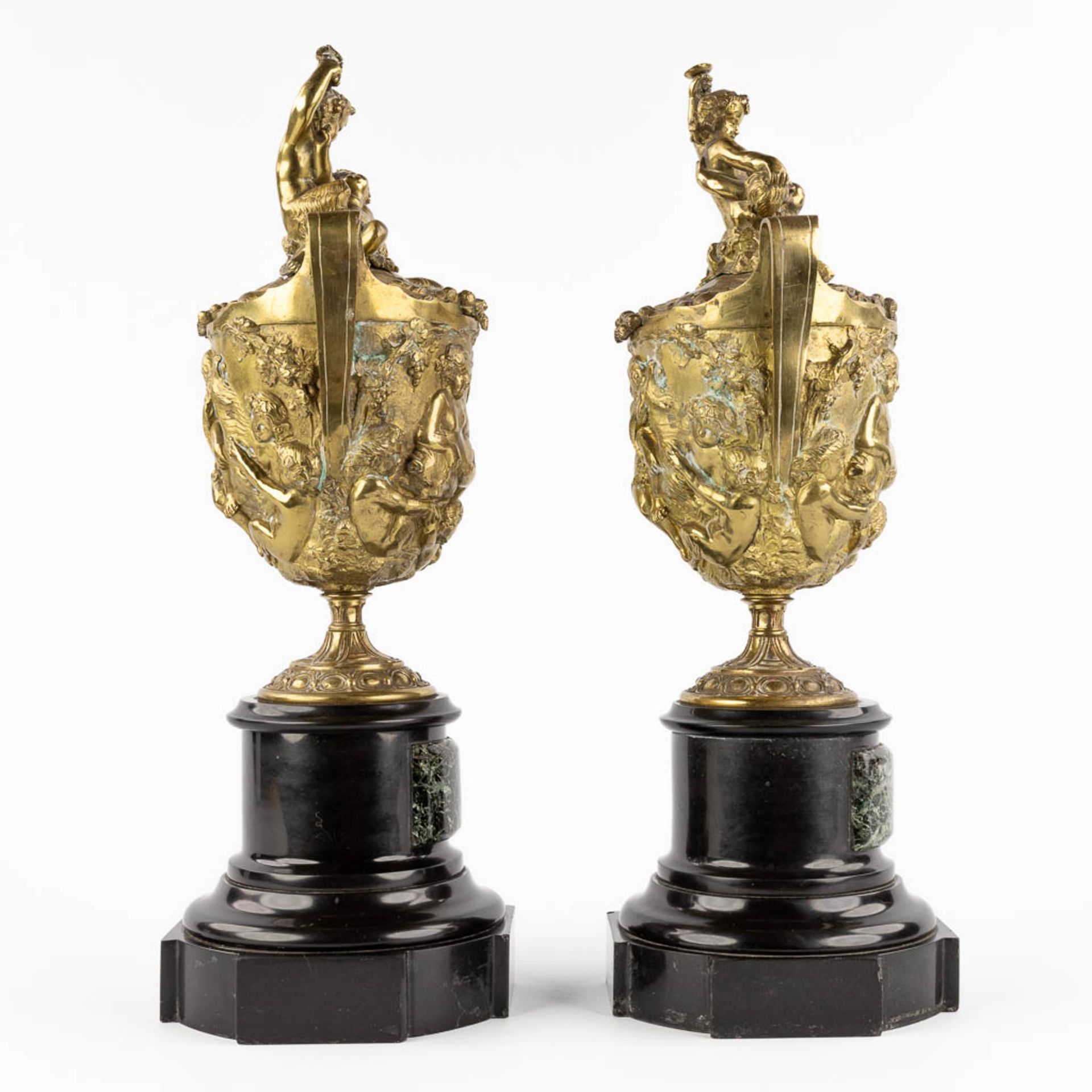 A pair of cassolettes, bronze on marble decorated with putti and Bacchus. Circa 1900. (L:16 x W:16 x - Image 4 of 13