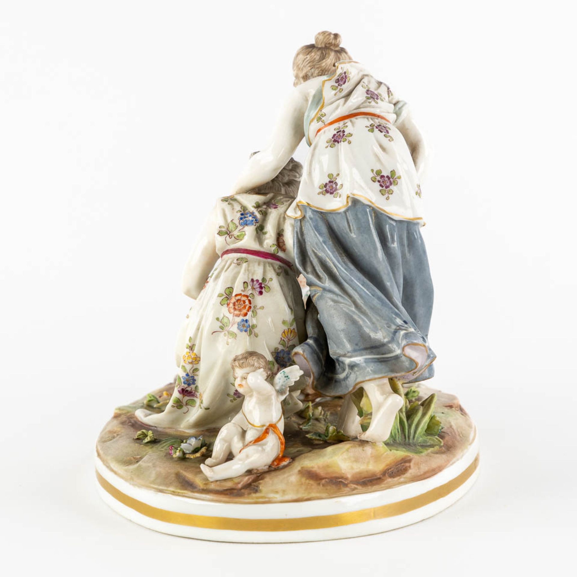 Ludwigsburg, and Unterweissbach, two polychrome porcelain groups. Saxony, Germany. 19th/20th C. (H:1 - Image 6 of 23