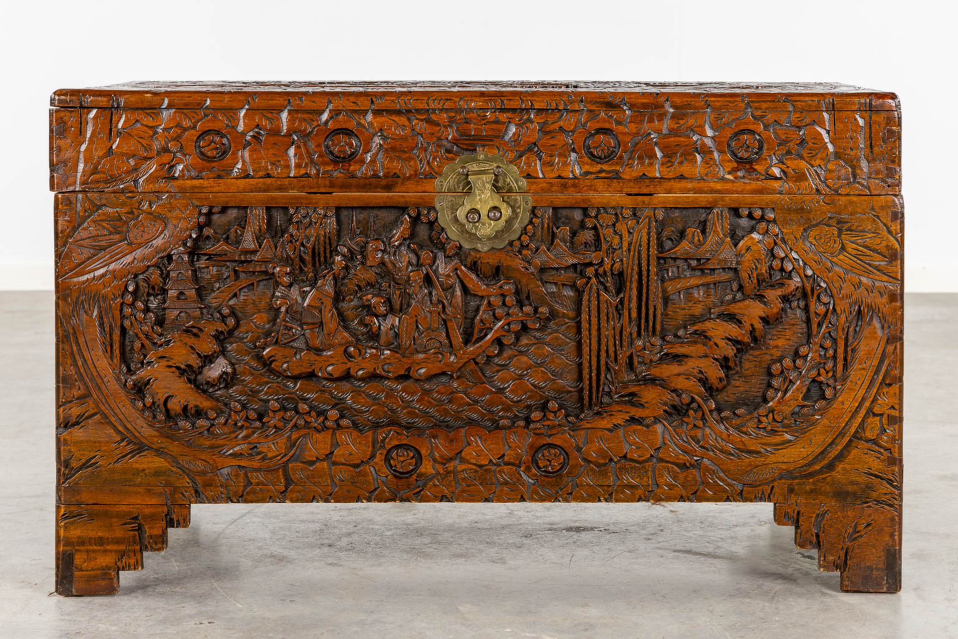 Two Oriental chests, tropical hardwood. Probably Myanmar. (L:50 x W:102 x H:60 cm) - Image 3 of 21