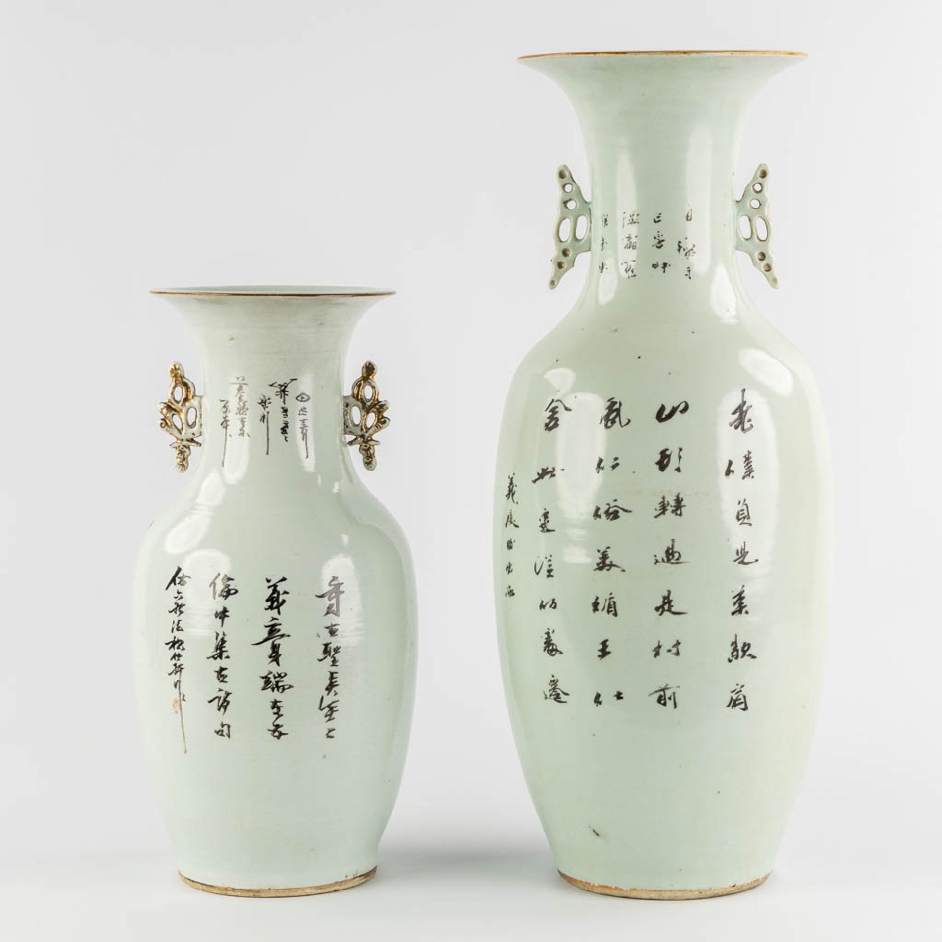 Two Chinese Famille Rose vases decorated with figurines. 19th/20th C. (H:58 x D:23 cm) - Bild 5 aus 15
